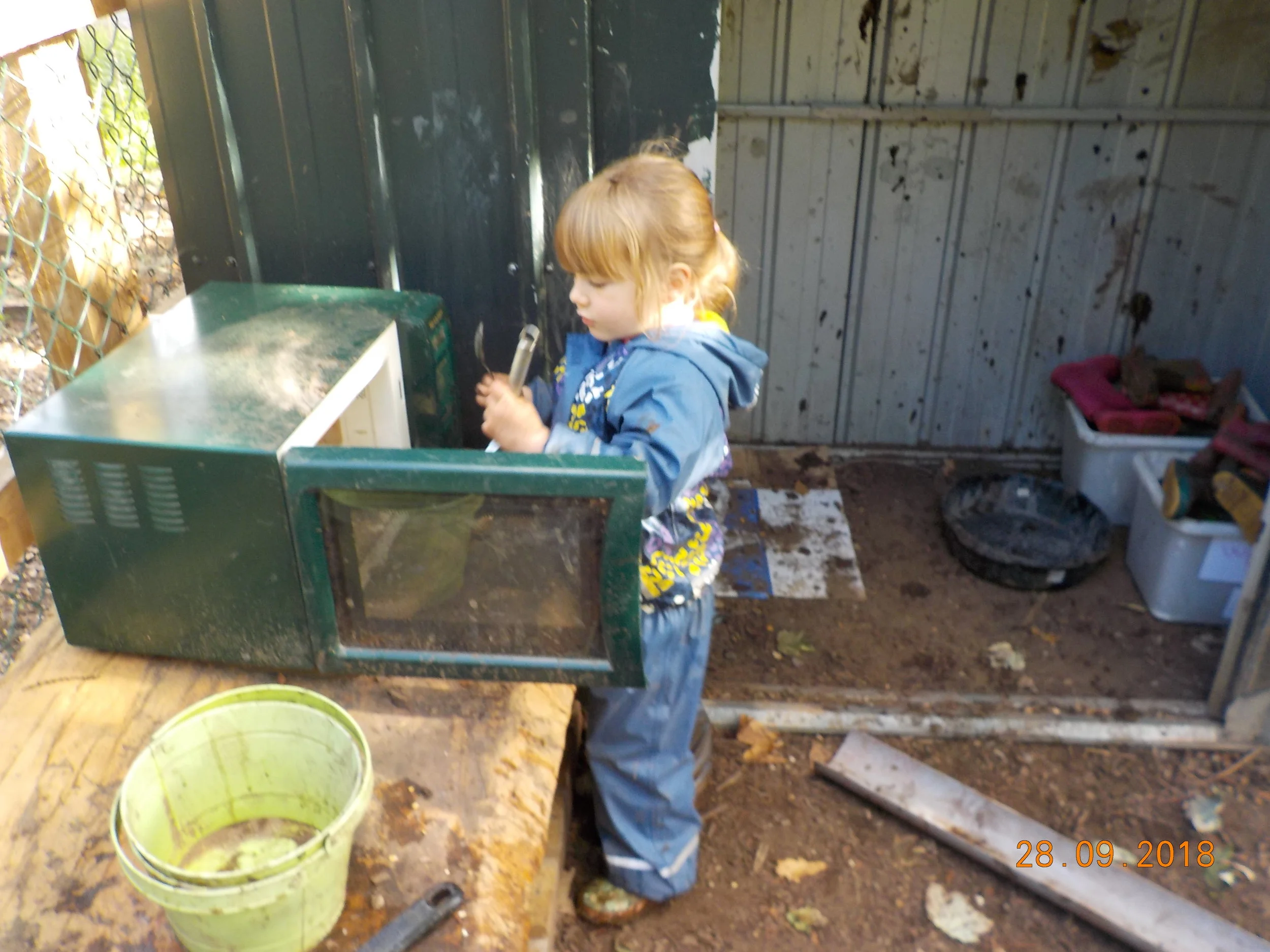 Ping! The chocolate cake is ready