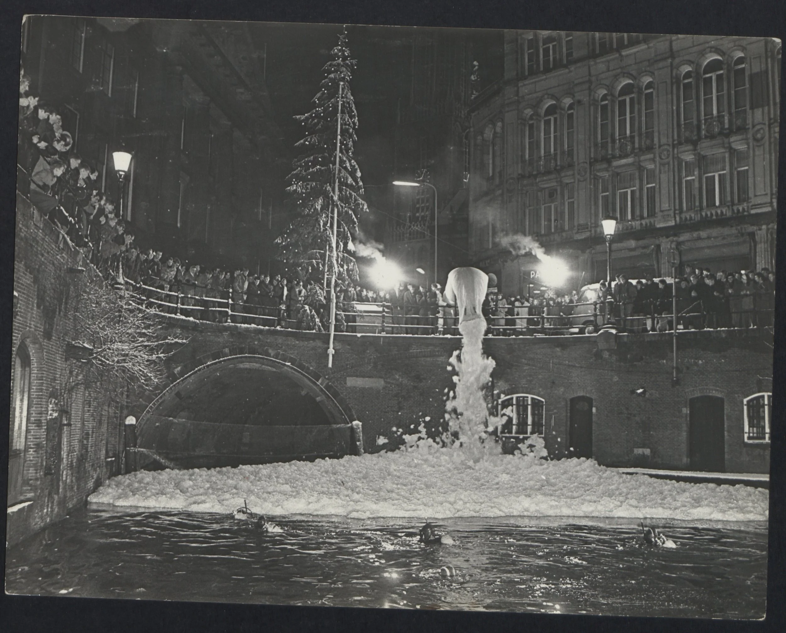 Photo of the Clysma Total Theater, Ghent, 1968. Photographer: Roland Van den Berghe.