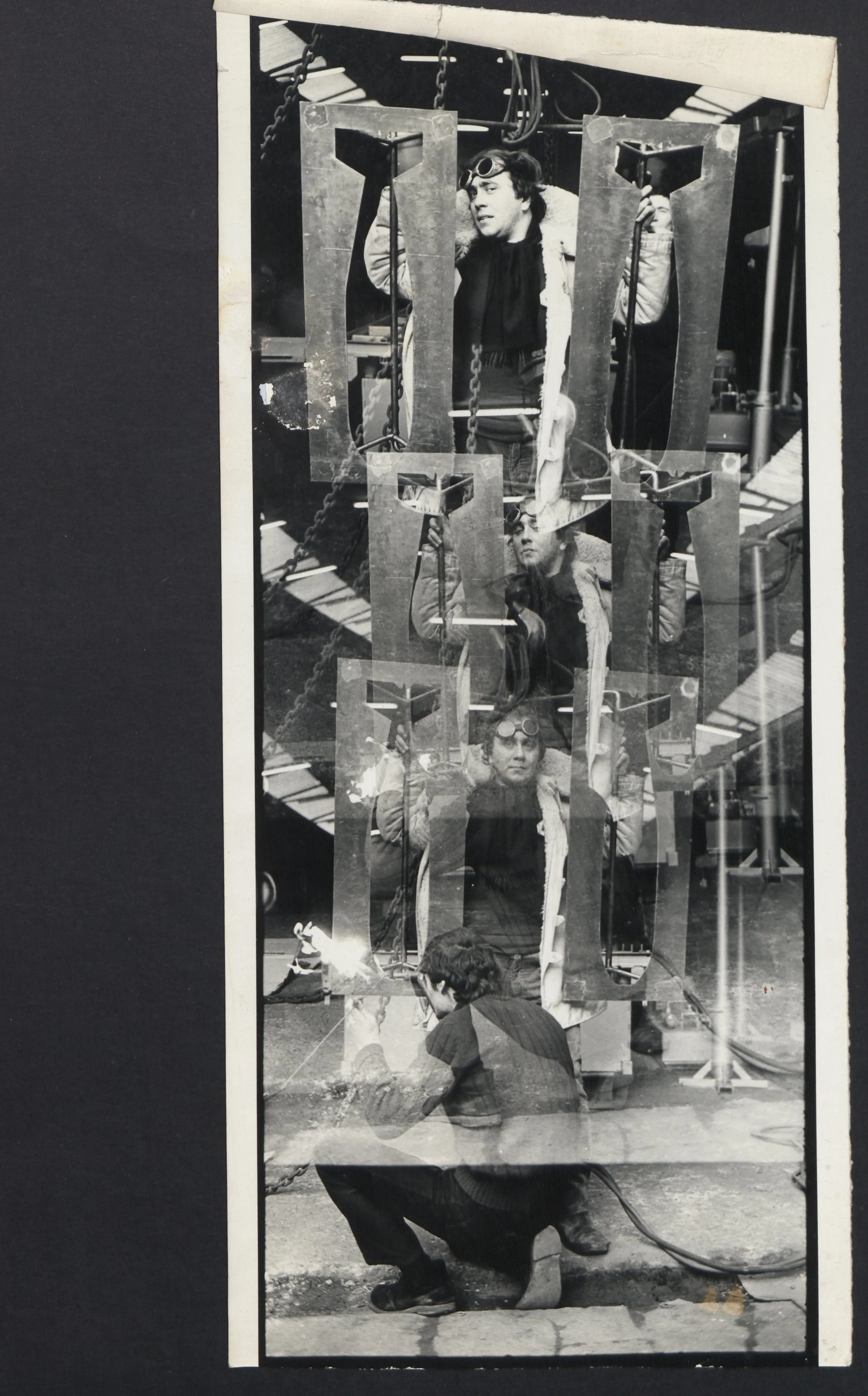 Foto Roland Van den Berghe met Vogelvrij funktie II, 1969. Fotograaf onbekend. 