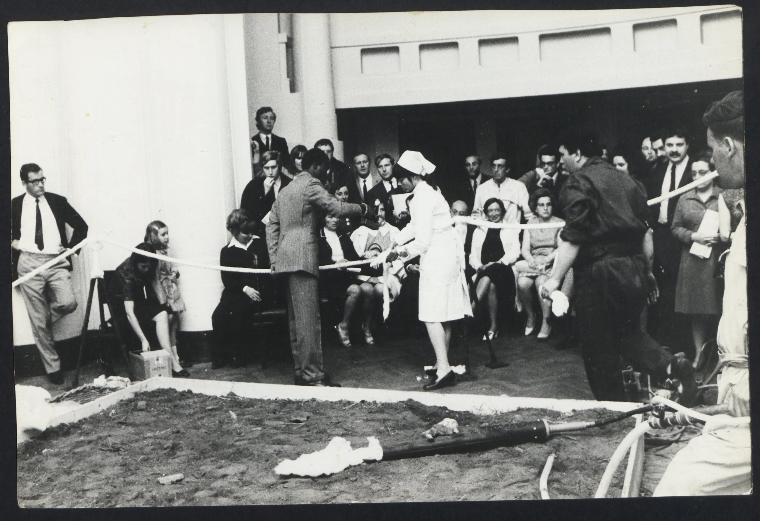 Foto totaaltheater Clito, Brussel, 1968. Fotograaf onbekend. 