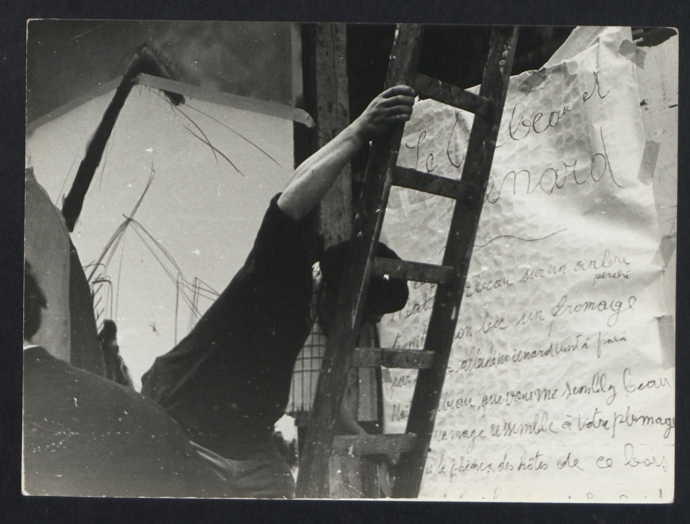 Foto happening tijdens de Britse theater week, Nieuwstraat Brussel, 1967. Fotograaf onbekend.