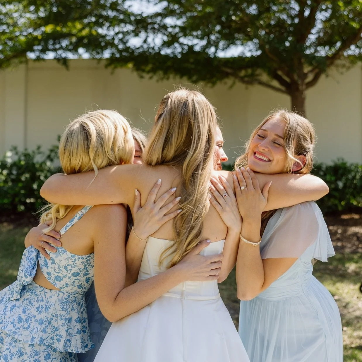 &ldquo;Sweet friendships refresh the soul and awaken our hearts with joy, for good friends are like the anointing oil that yields the fragrant incense of God&rsquo;s presence.&rdquo;Proverbs‬ ‭27‬:‭9‬ ‭TPT‬‬ 🥹💖