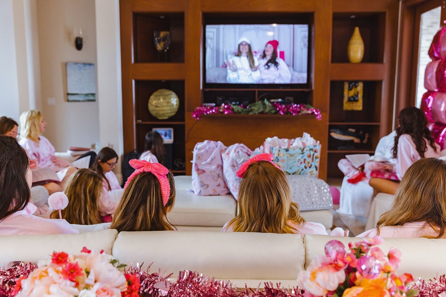 Our Bible Bachelorette study is exclusively designed for the Christian bride-to-be who wants her wedding season rooted in Christ while still feeling like an epic celebration! Bible Bach is a four-session study that can be completed through weekly gir