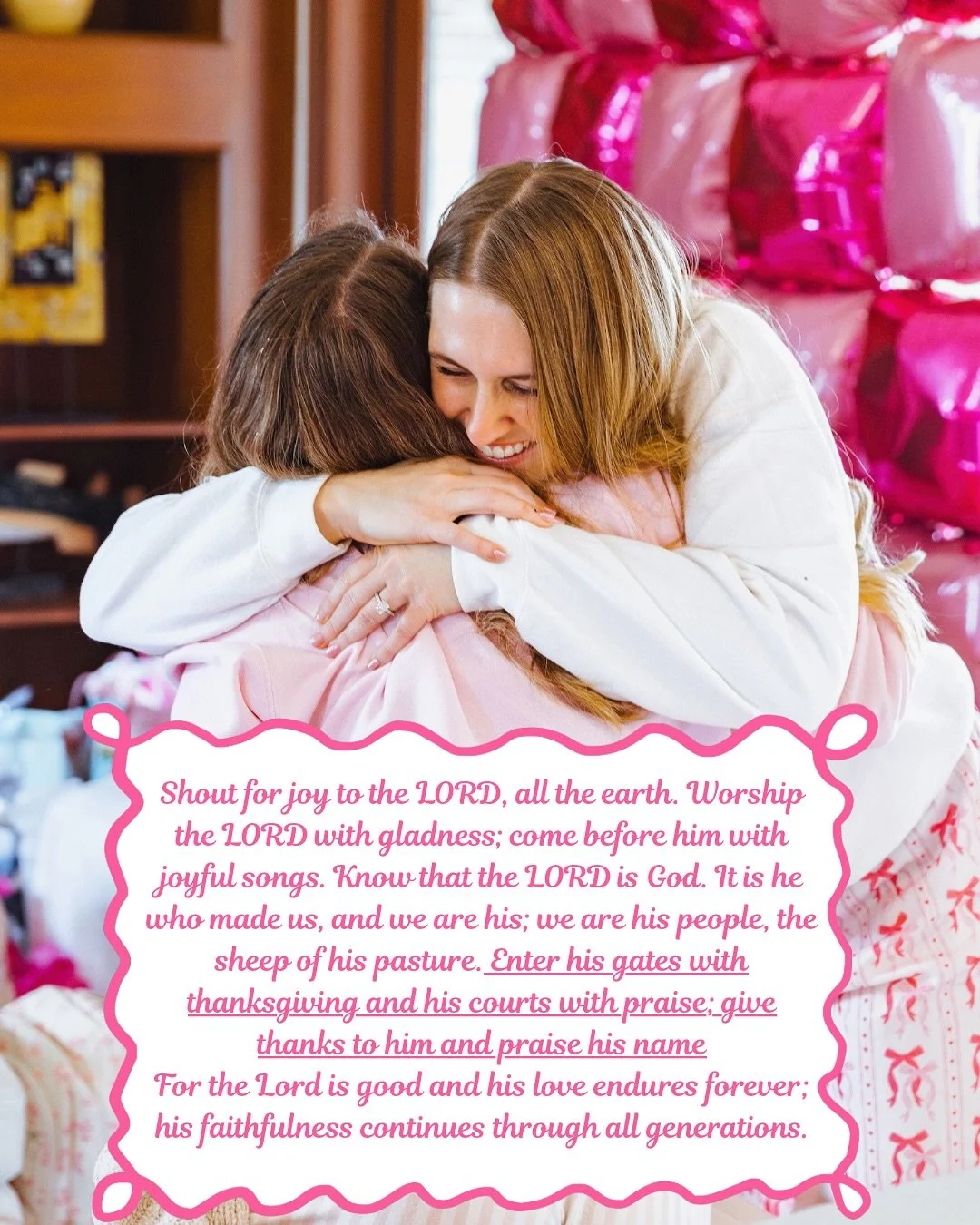 Praying with gratitude brings you right into the presence of God! 😇✨What are you most grateful for today?

Scriptures: Psalm 100 &amp; Philippians 4 🎀