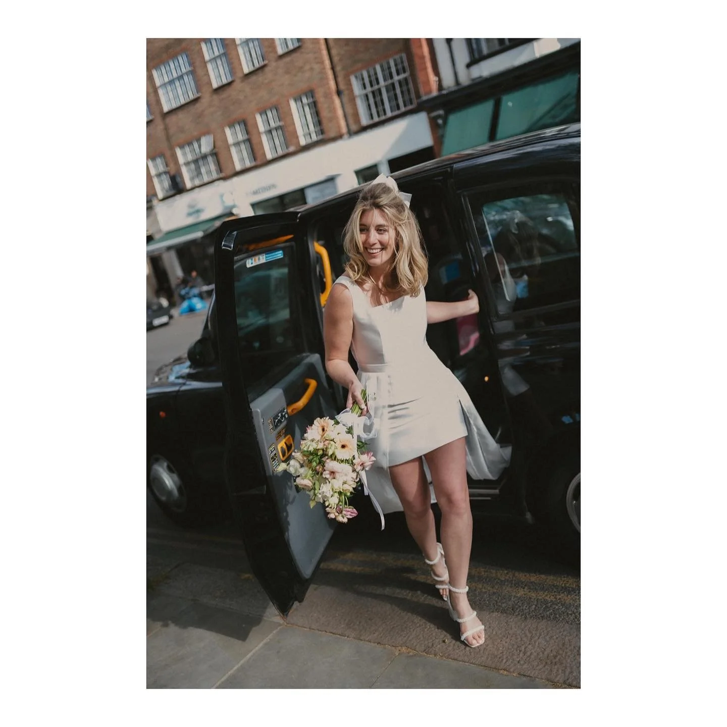 Micro weddings are my new fave...

📸 @picturerex_rekhadamhar 

#chelsearegistryoffice 
#microweddings 
#editorialwedddingphotographer 
#fashionphotography 
#influencerphotography 
#streetstyle
#streetstylephotography 
#lifestylephotography 
#essexph