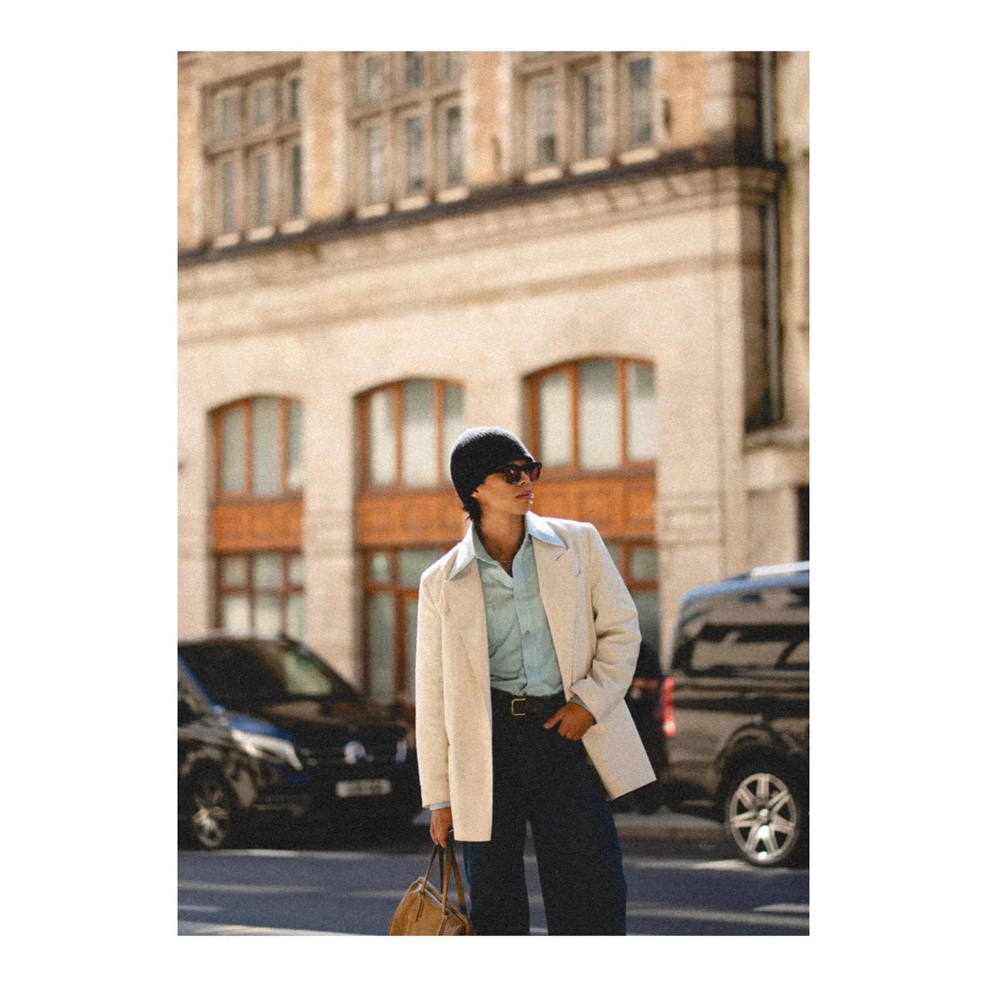 LFW 

#fashionphotography 
#influencerphotography 
#streetstyle
#streetstylephotography 
#lifestylephotography 
#essexphotographer 
#shootproducer
#contentcreator 
#editorialphotography 
#profilephotography 
#branding photographer