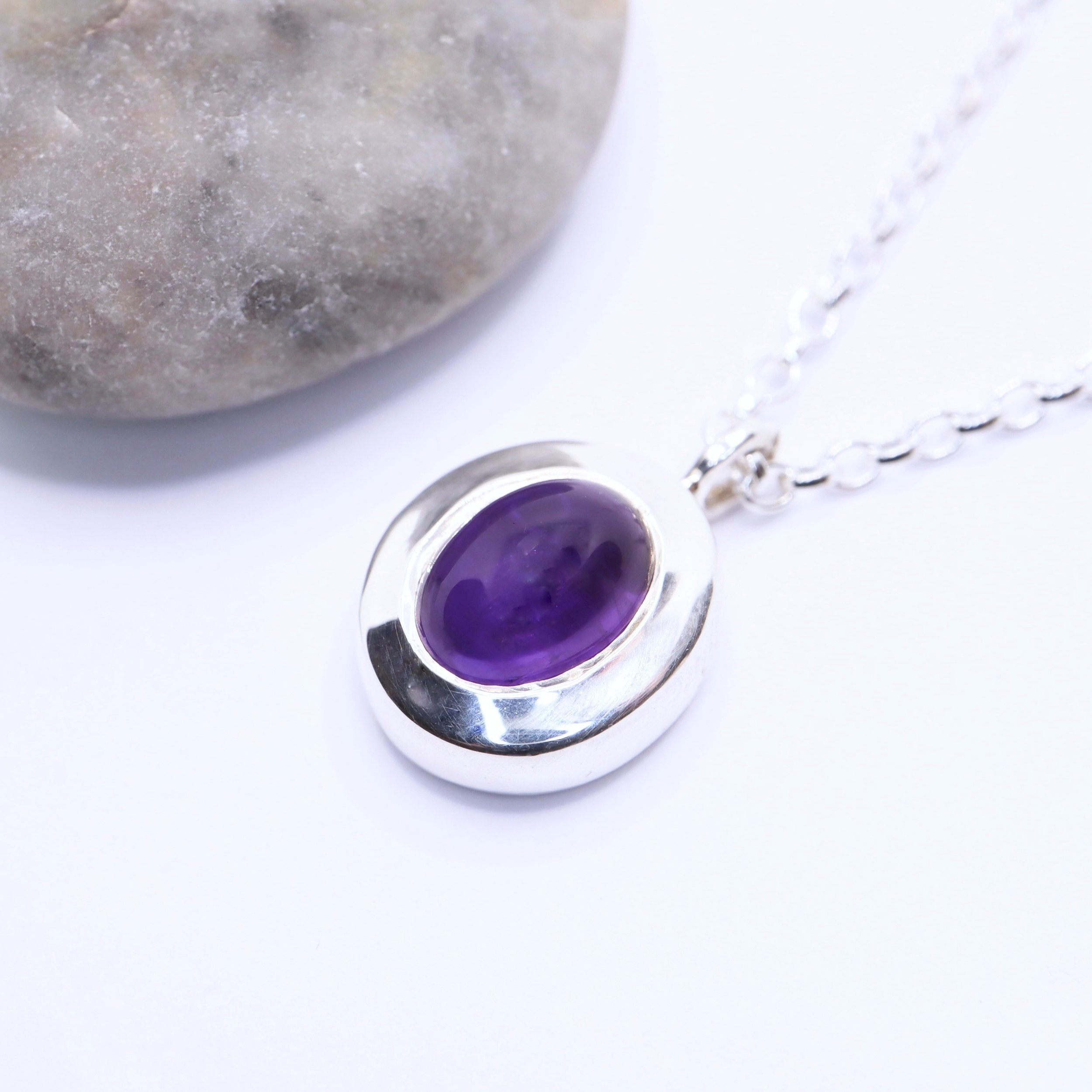 WEB - Amethyst cab. 323-AME-P. €265.jpg