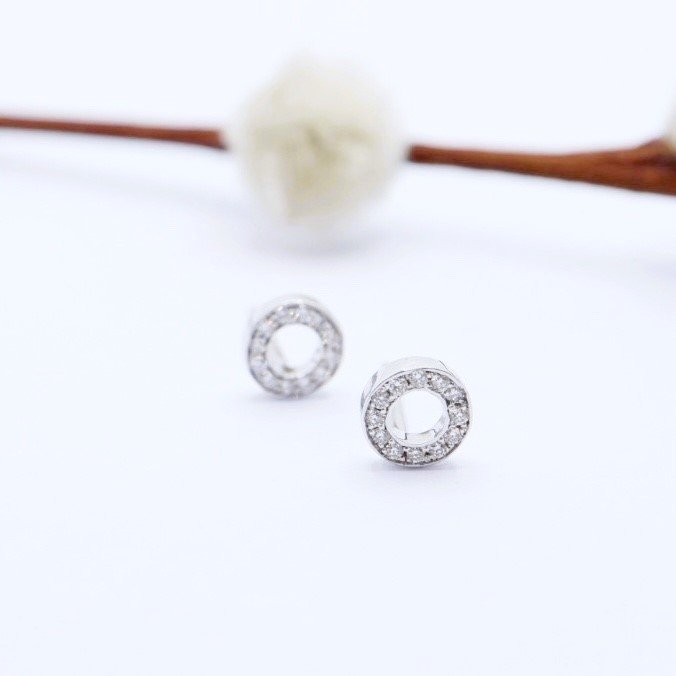 WEB - Petite circle wg micropave. 304-SE-WG-D.jpg