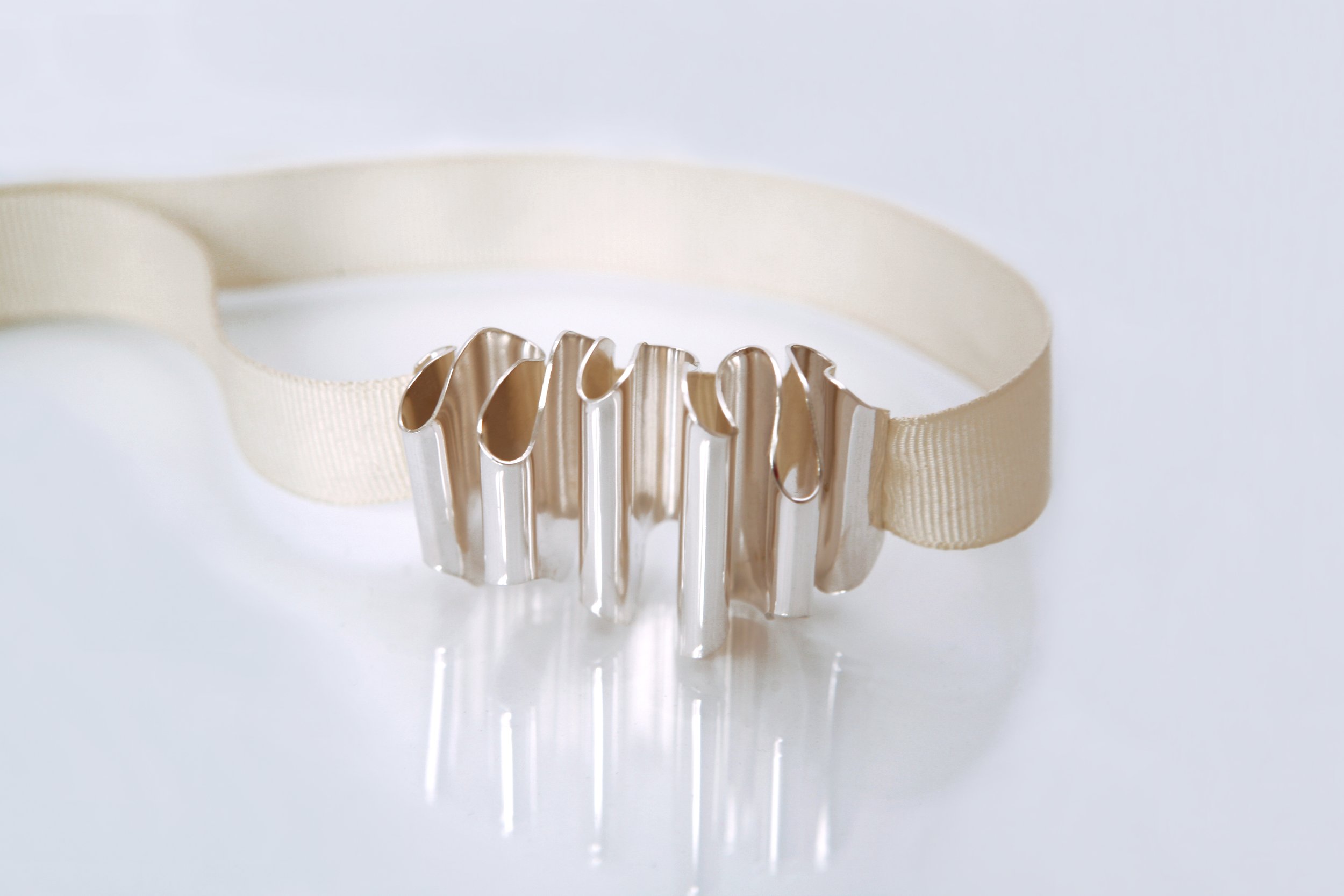 RiverBraceletClassicCreamRibbon.jpg