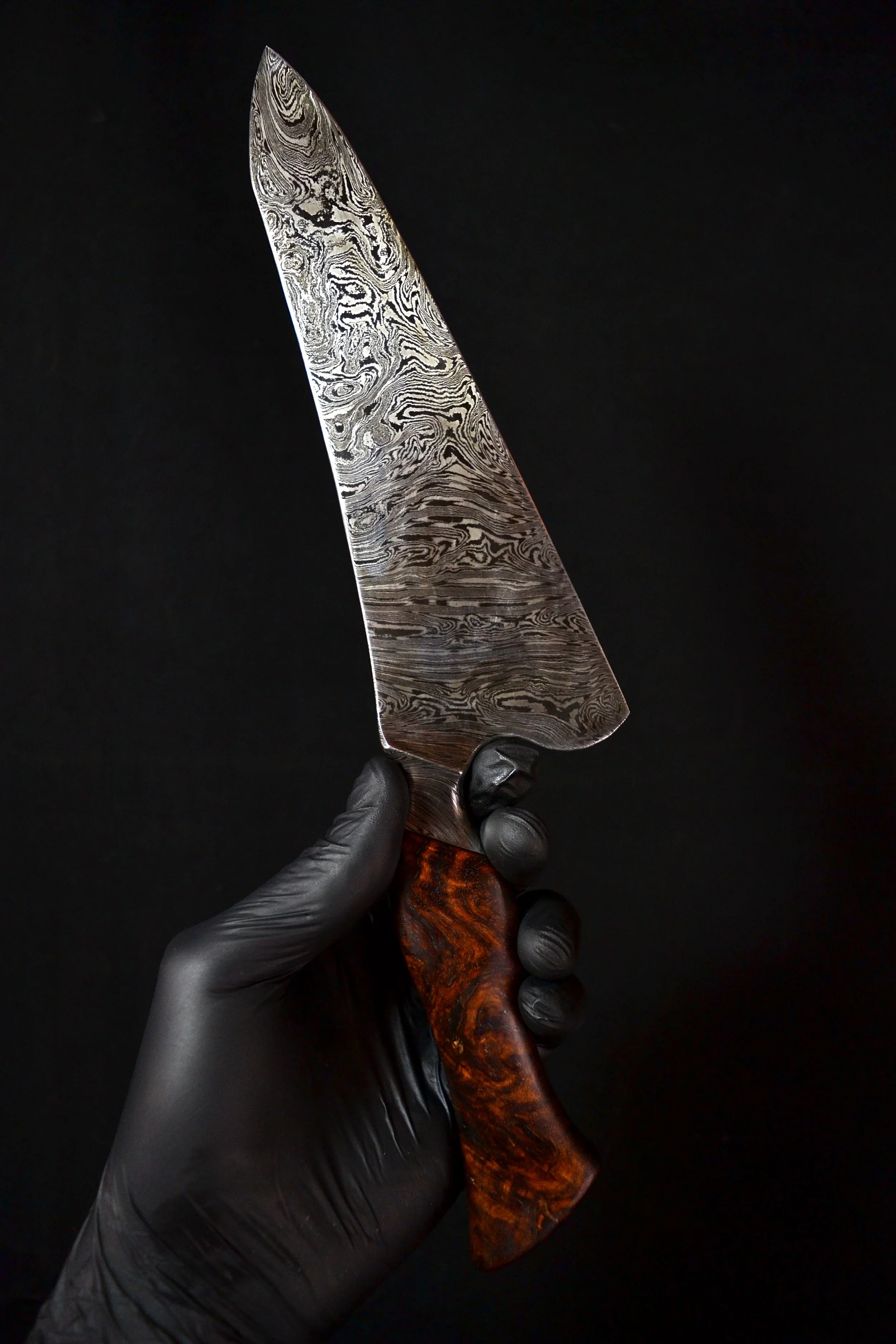 Twisted w's damascus integral chef knife