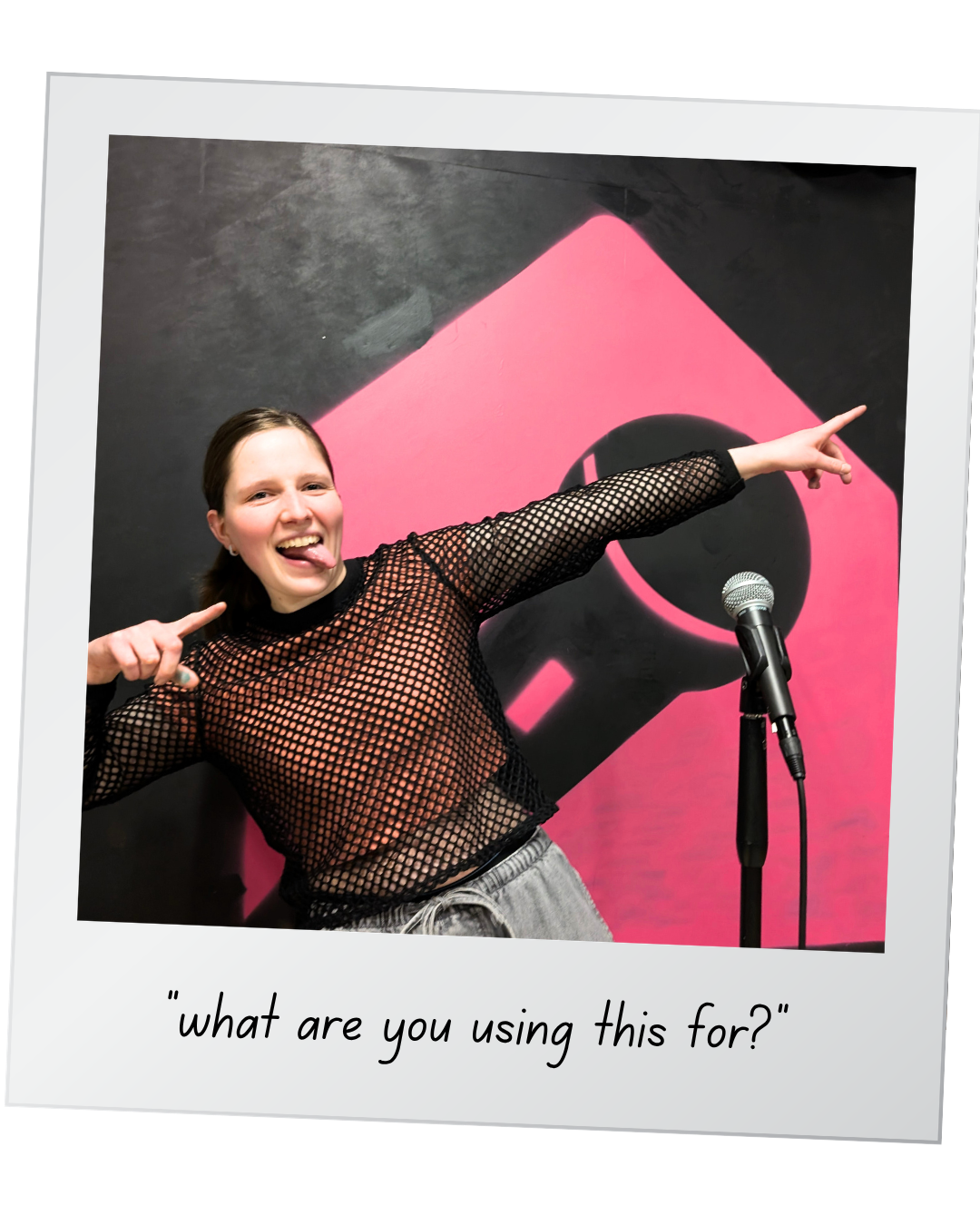 Izzy on stage.png