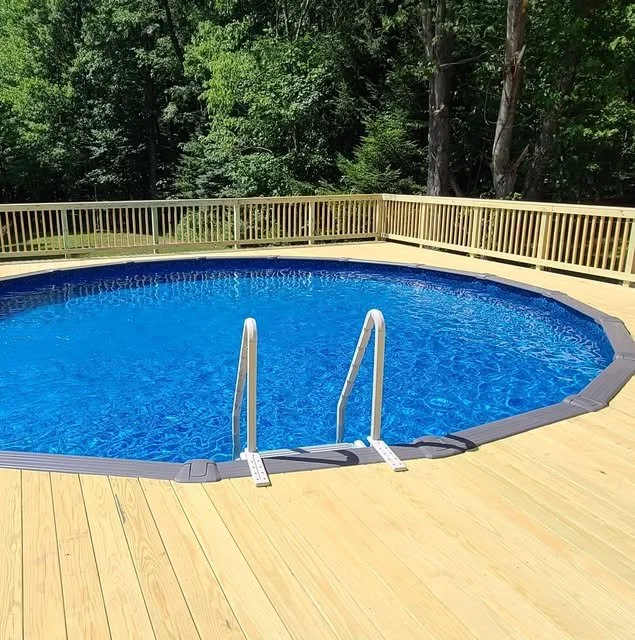 Res Pool 1.jpg
