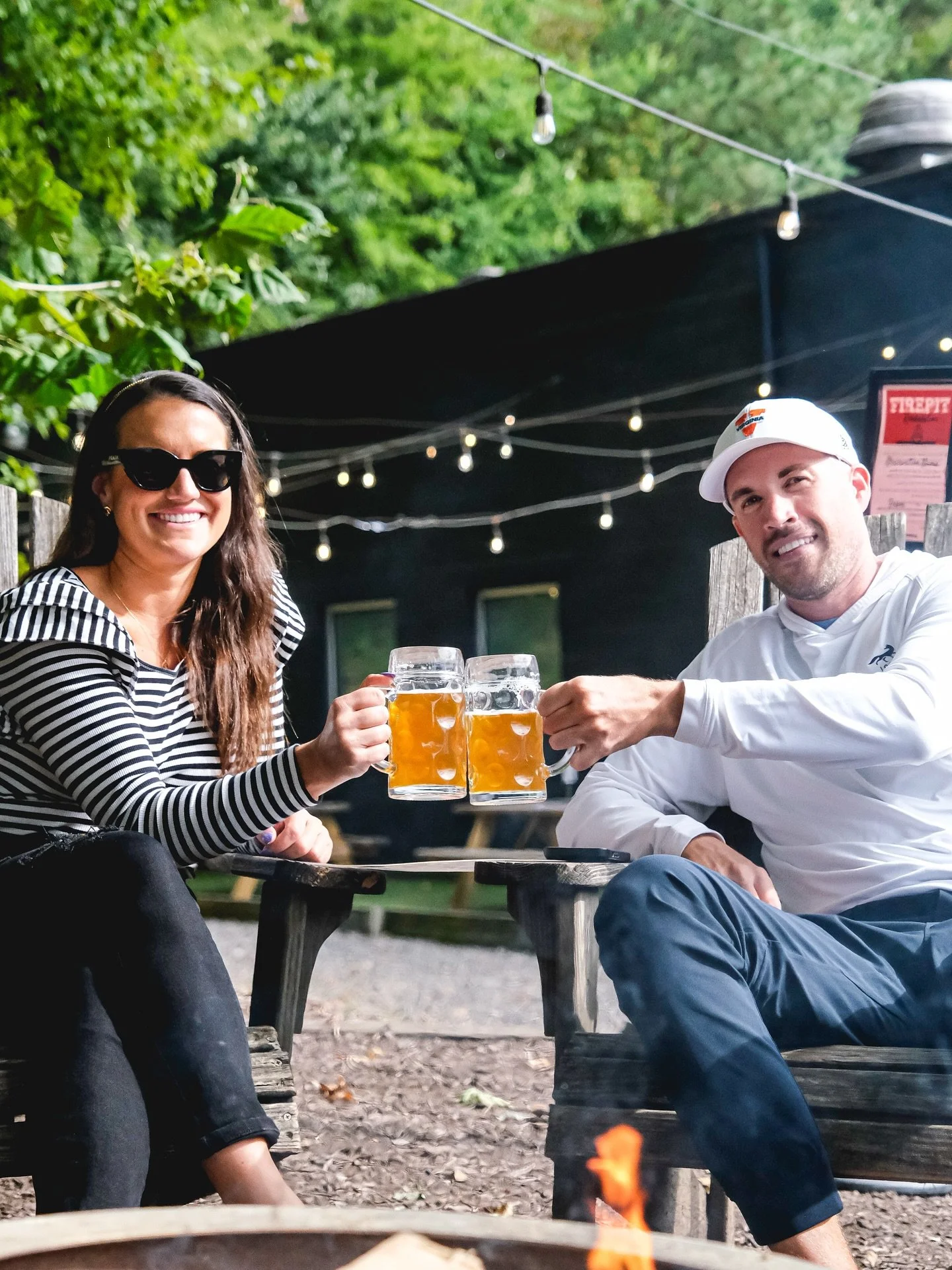 After work plans? We&rsquo;ve got you ! 🍻 Beers are flowing, and the weekend kicks off right here. Fulton Fridays are back with live music from @bigredandthecowboykillers at 6PM 🔥🍺

Interested in reserving a fire pit, visit us at TripleCrossing.co