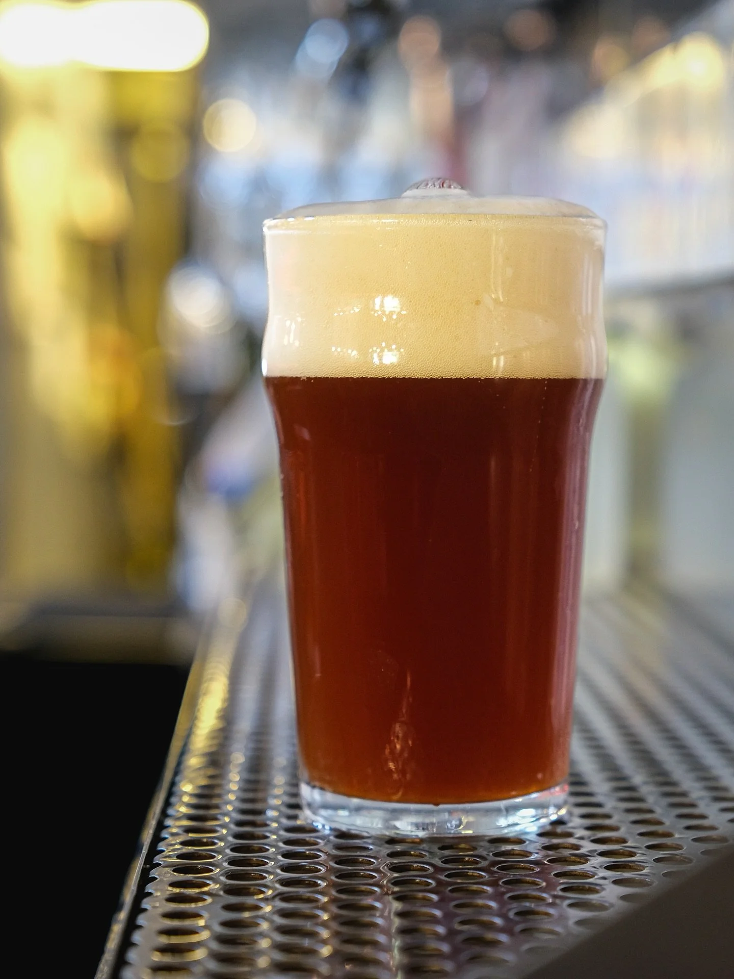 Our brewed to style Best Bitter returns today.&nbsp; 

Under the Thames 🌉 

Constructed from 100% UK ingredients and a classic single infusion mash, including a hefty dose of decadent English Crystal Malts.&nbsp; Fermented with&nbsp;the&nbsp;strain 