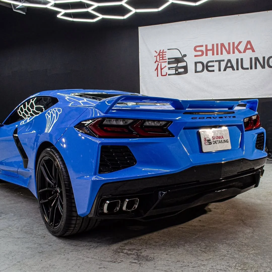 blue corvette2.jpg