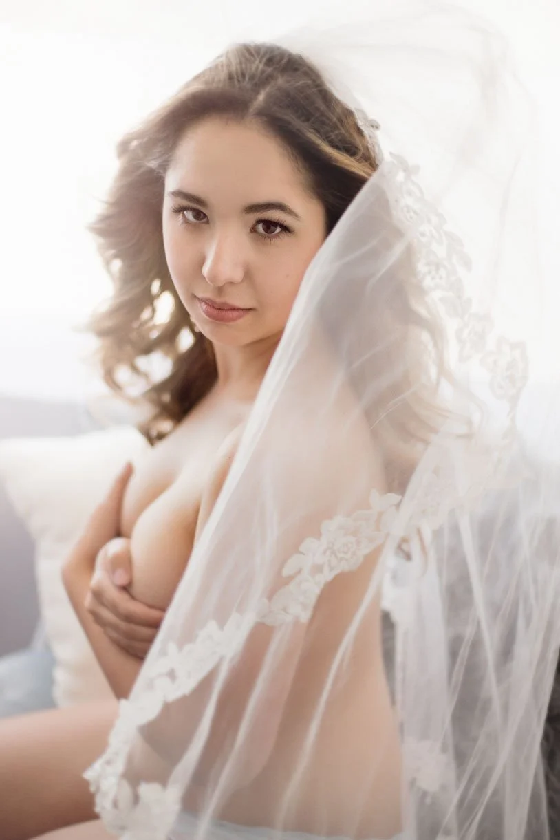 Charlotte-Boudoir-Photographer_7346.jpg