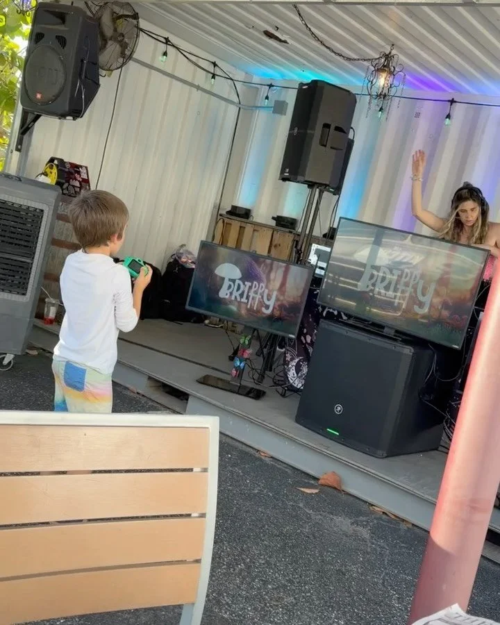 Can anyone hear what the little boy is saying?? 🥹

Drum n beach returns this Sunday, May 3rd, at @mastrysbrewingco 🍻🌊 We&rsquo;ve got a fire line up of local talent and a great variety of dnb all day long! 

Come kick off my bday month with me