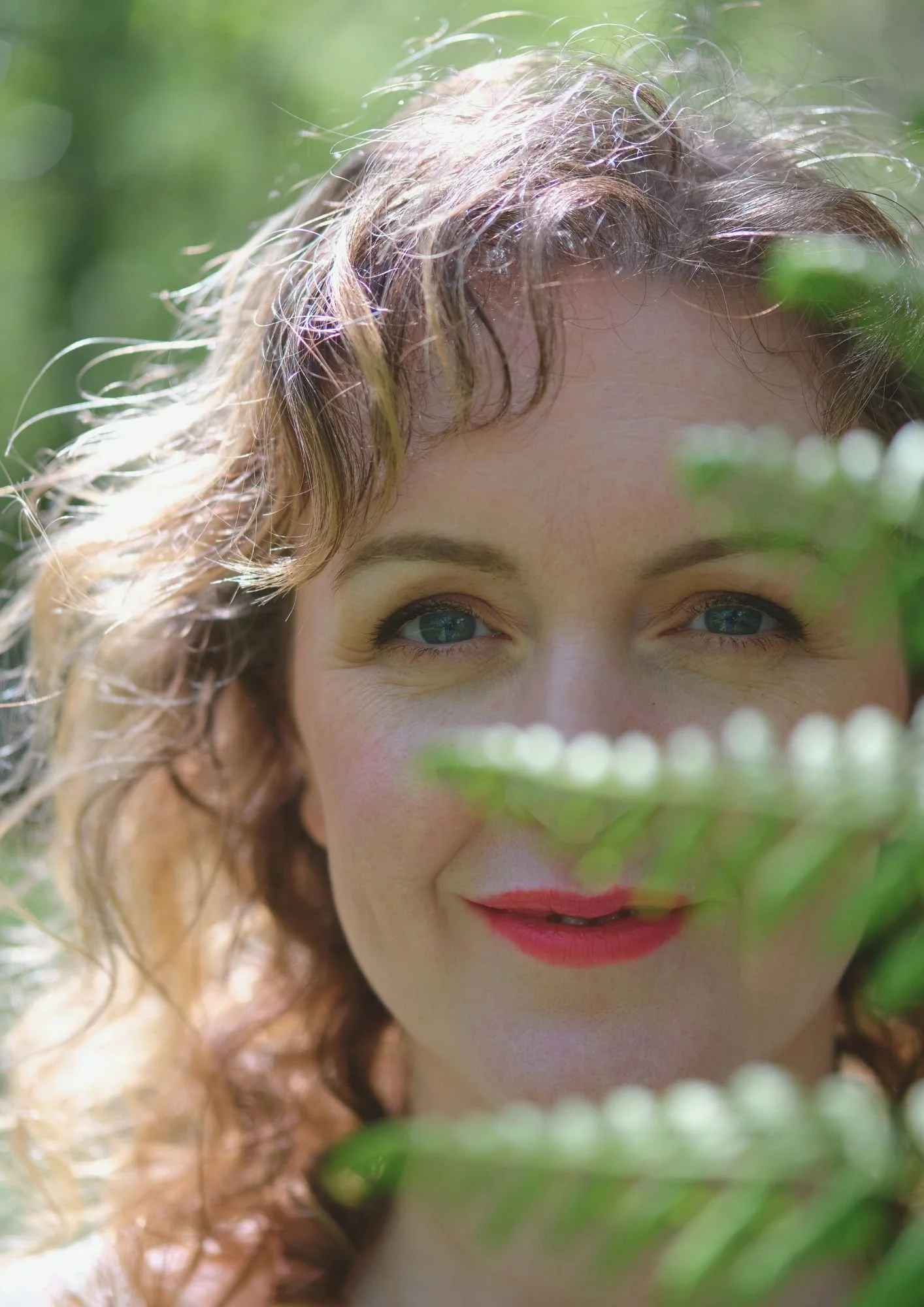moyra-michelle-hypno-healing-outdoors-smiling-fern.jpg