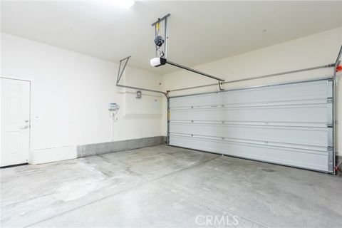 374477246-13.jpg