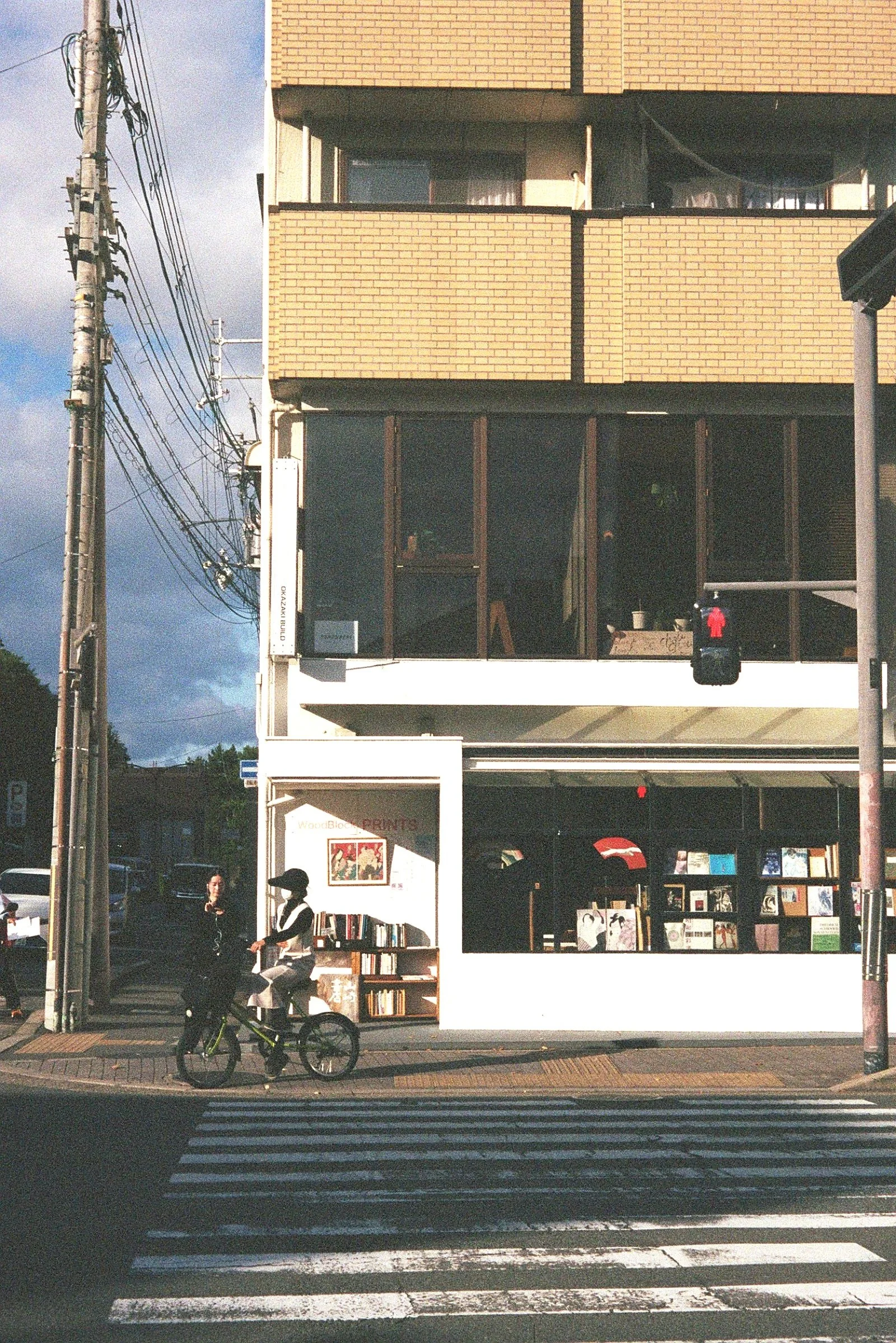 00203_27A.jpg
