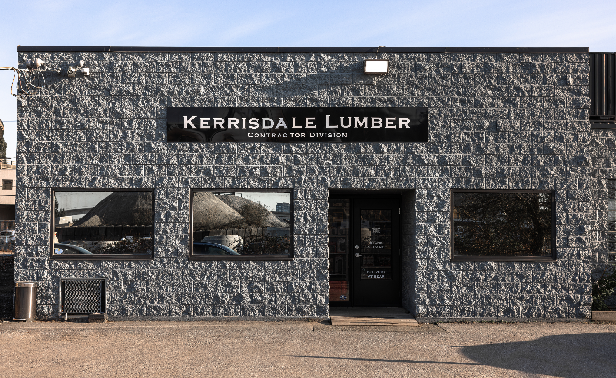 Why Your Next Lumber Run Shouldn't Require a Trip to the Industrial Zone
