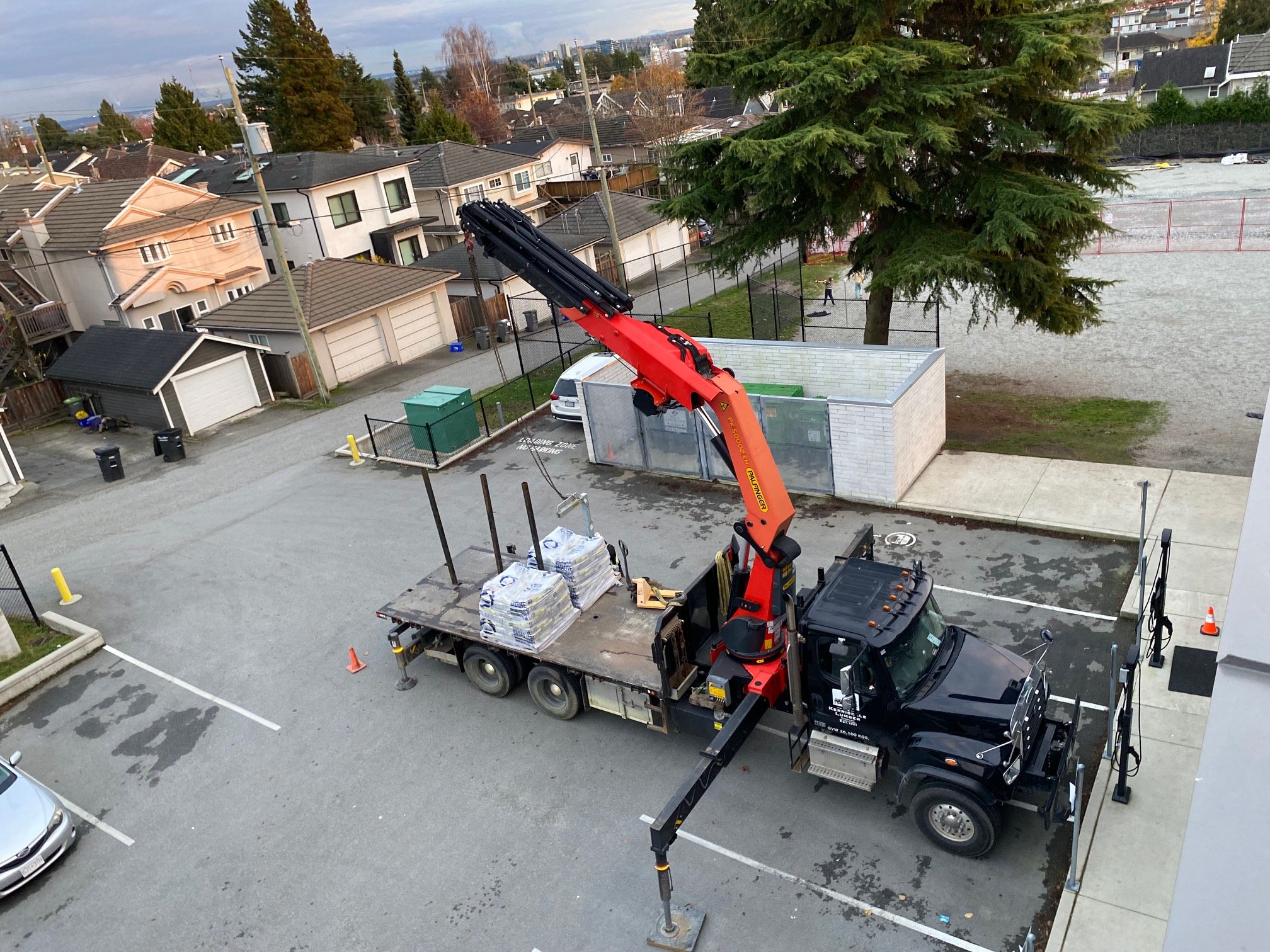 Supporting Our Community Through Local Lumber Delivery in Vancouver