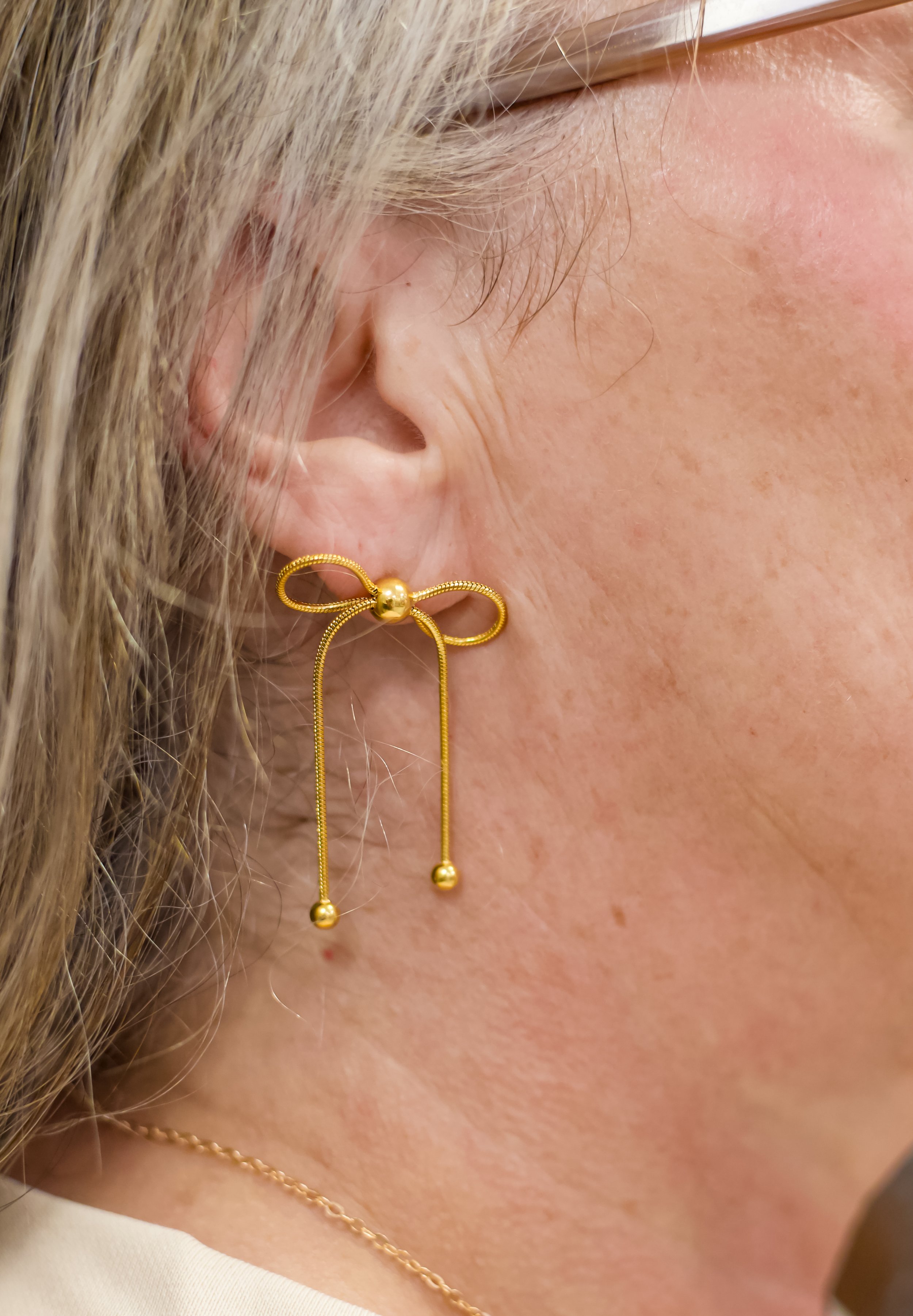 Bow Earrings