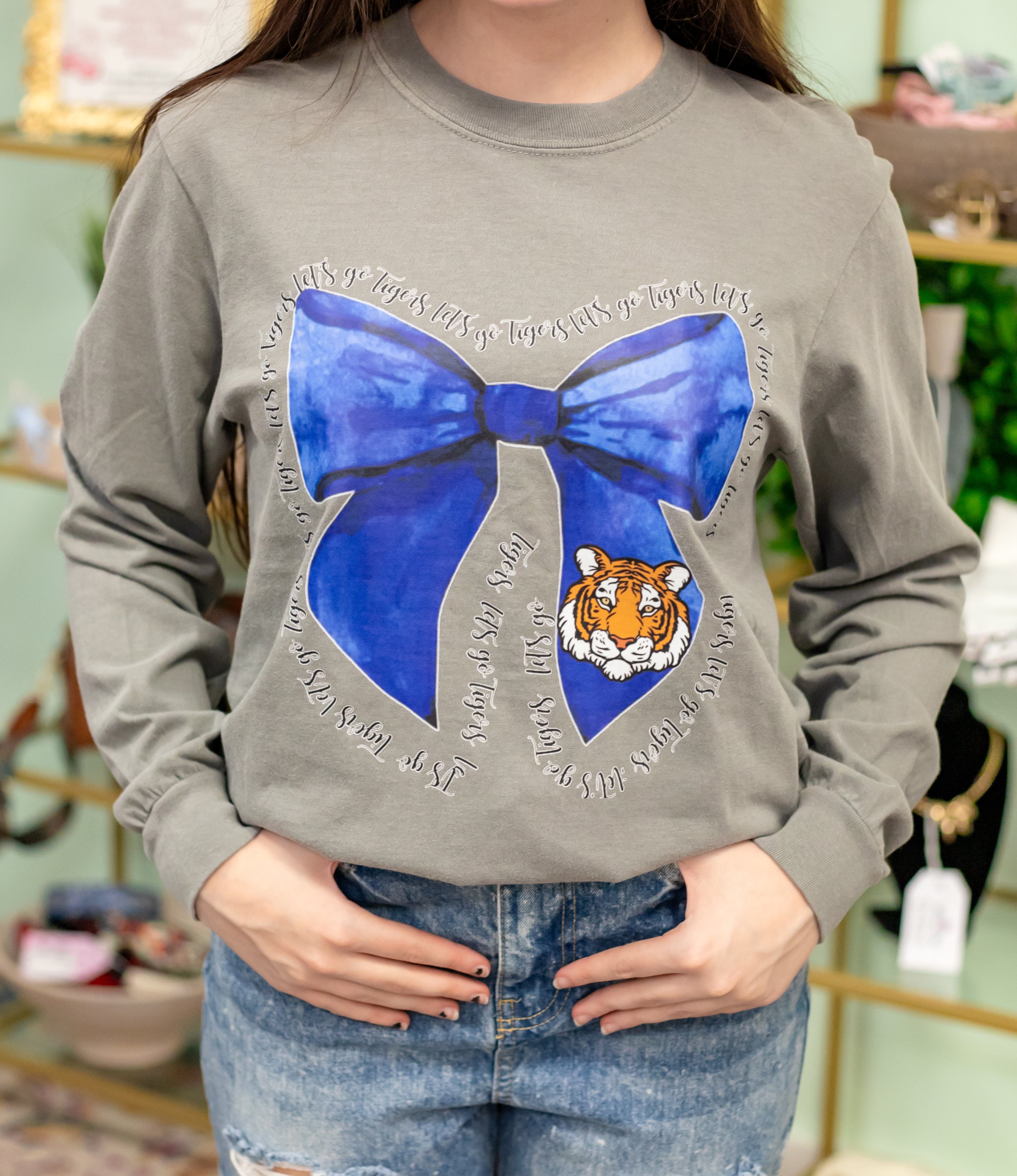 Memphis Tigers Bow Long Sleeve T-Shirt