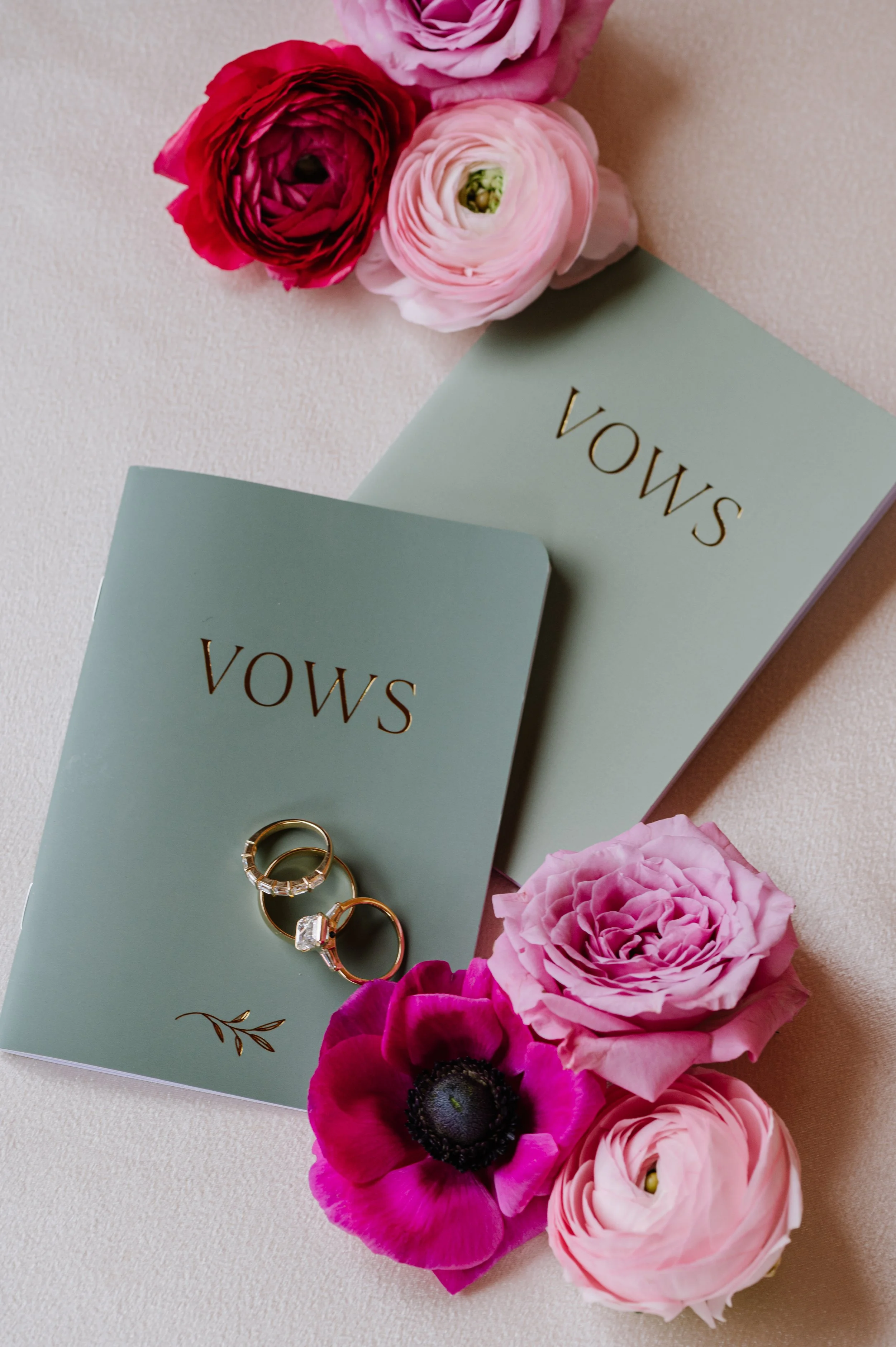 B+EWeddingPreviews-14 (1).jpg