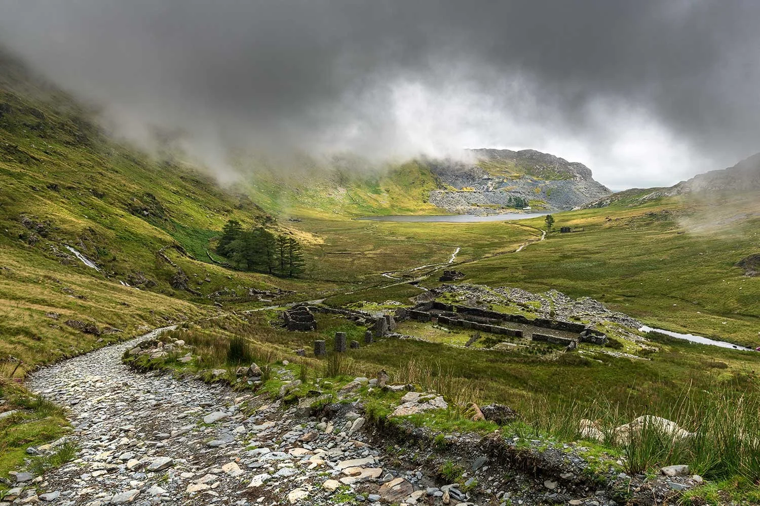 Looking into Cwmorthing from Rhosydd