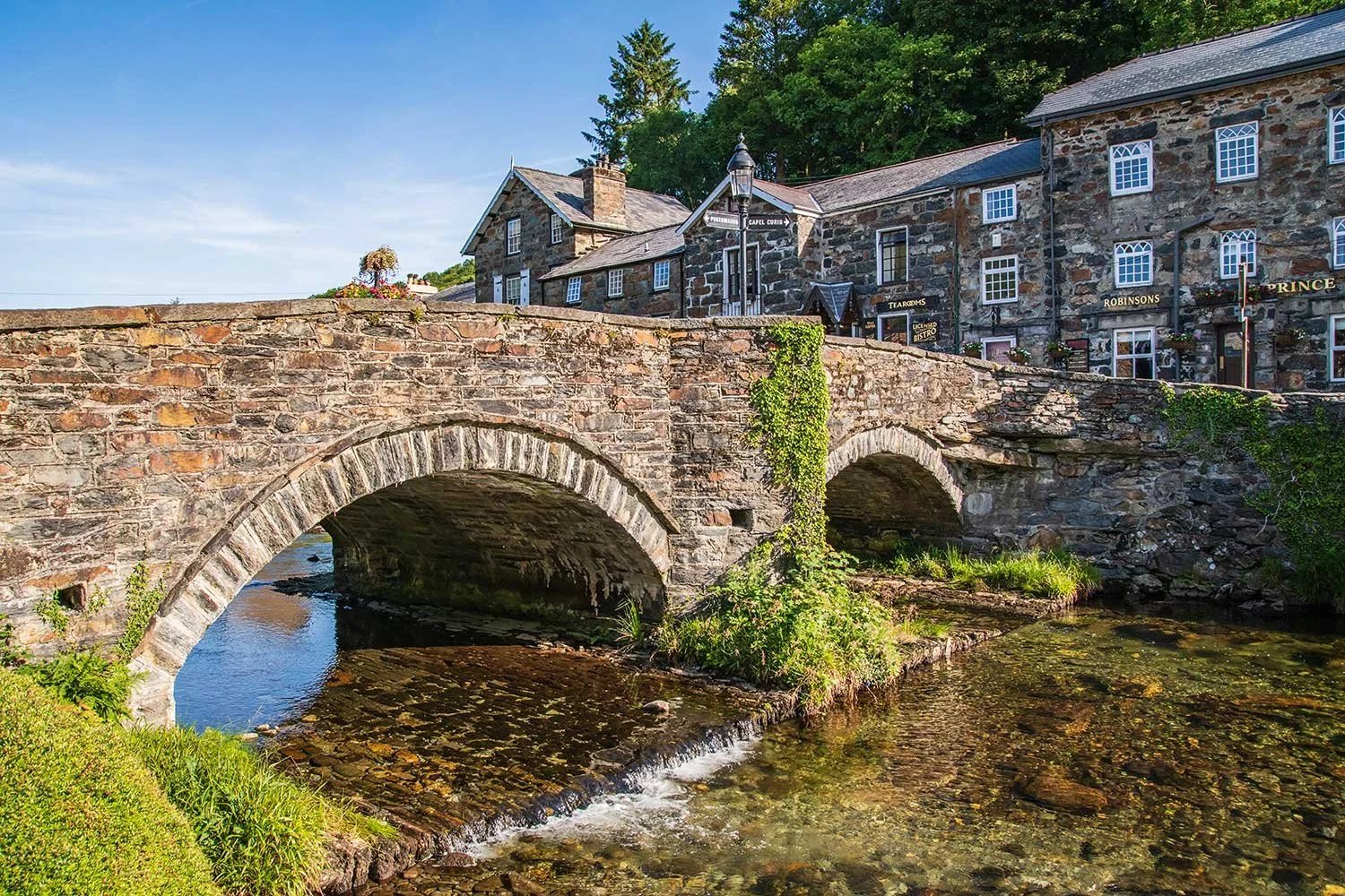 The main bridge in the centre of Beddgelert spanning the Afon Colwyn