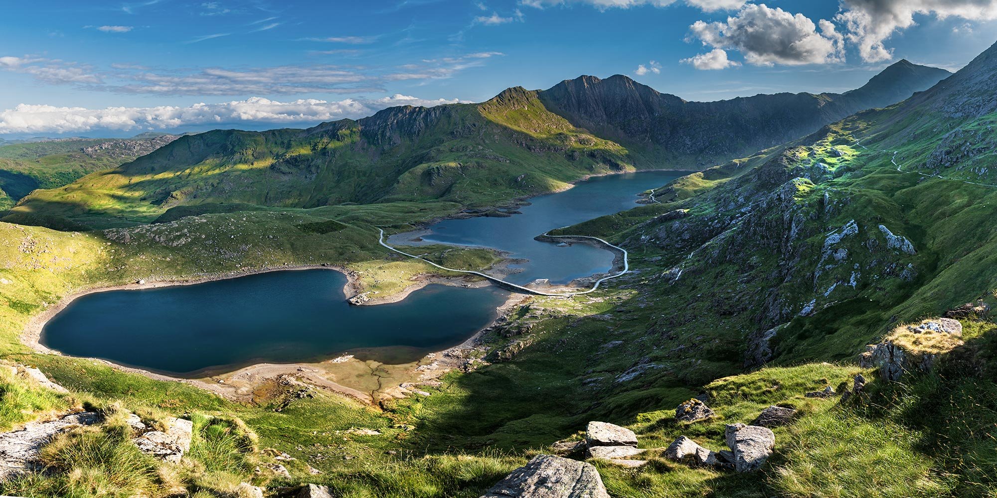The stunning view of the mountains of the Snowdon Horseshoe from the Pyg Track.