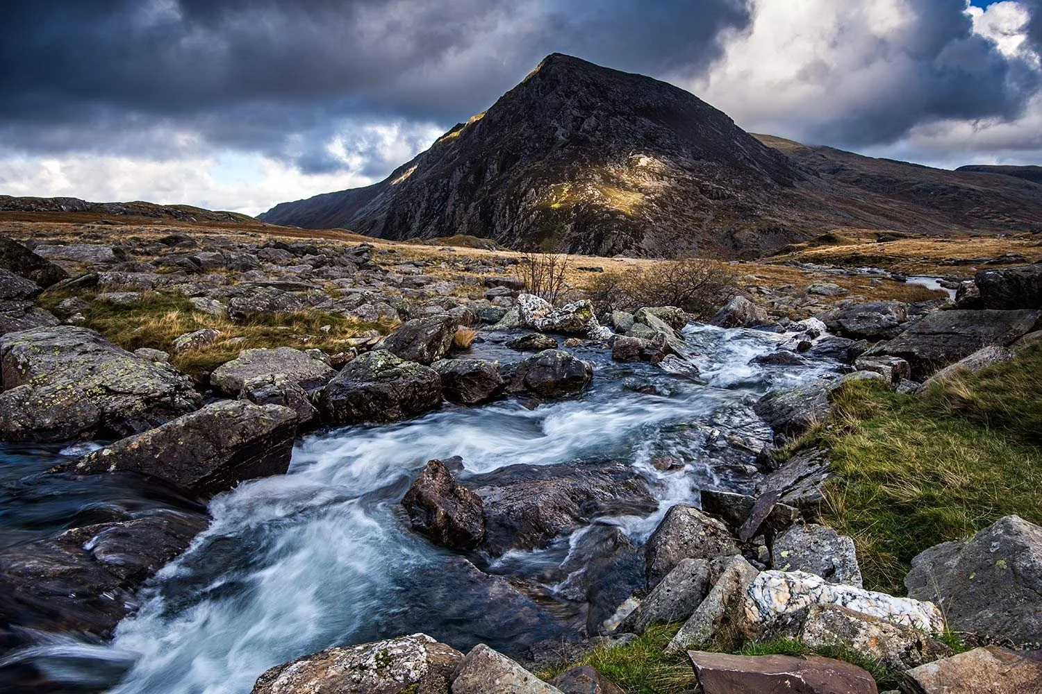 Pen Yr Ole Wen on Simon Kitchin's Snowdonia photography workshop in Cwm Idwal 