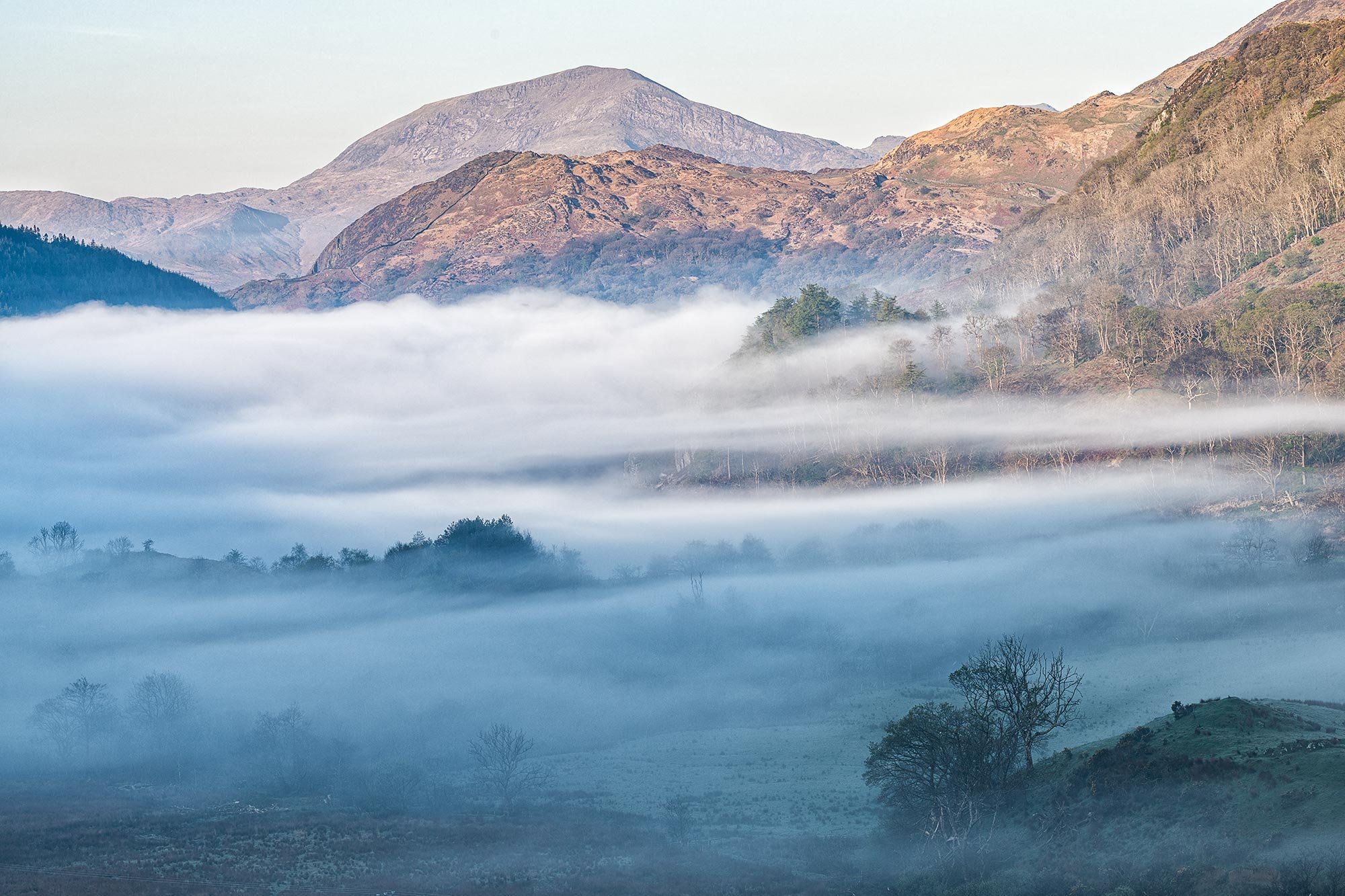 A-misty-spring-morning-at-nant-gwynant.jpg