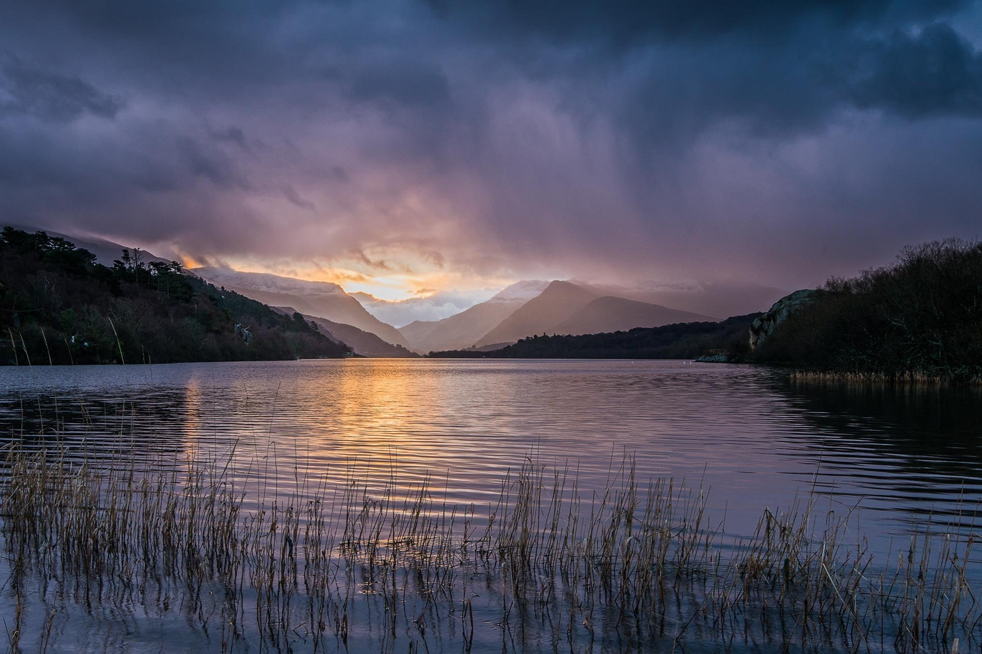llanberis-dawn-eryri-snowdonia.jpg