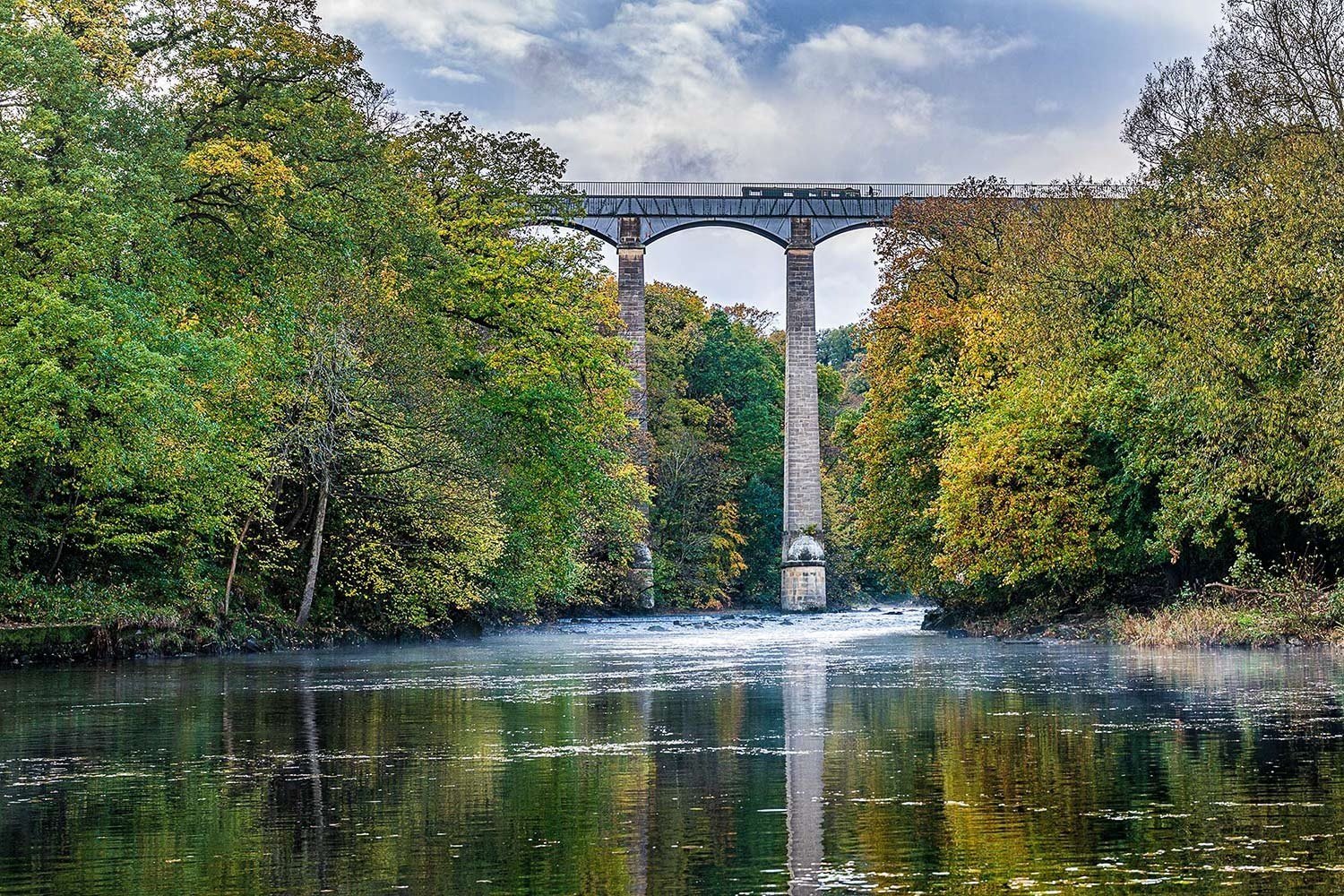 Pontcysyllte aqueduct in autumn