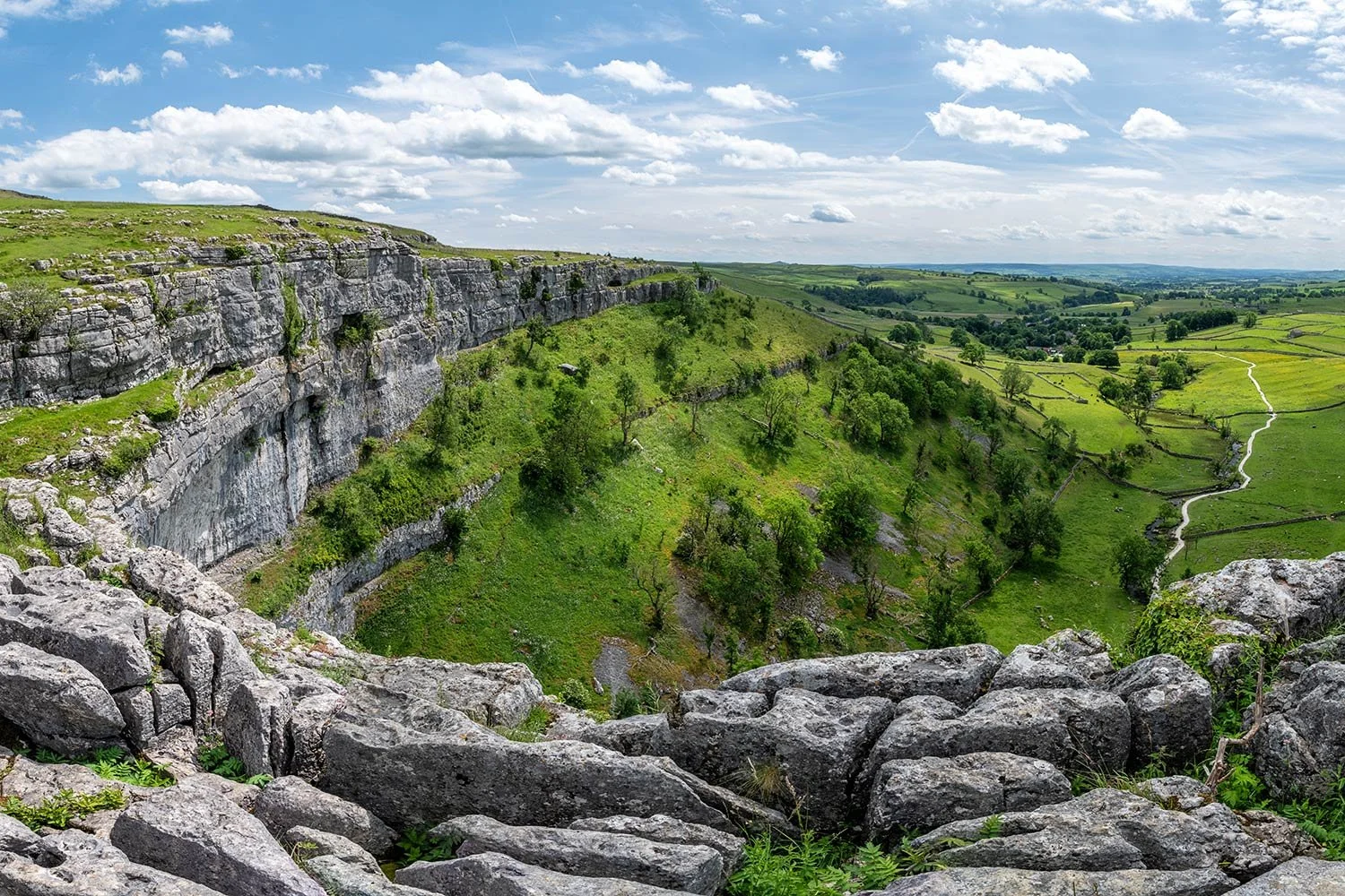 malham-cove-north-yorkshire.jpg