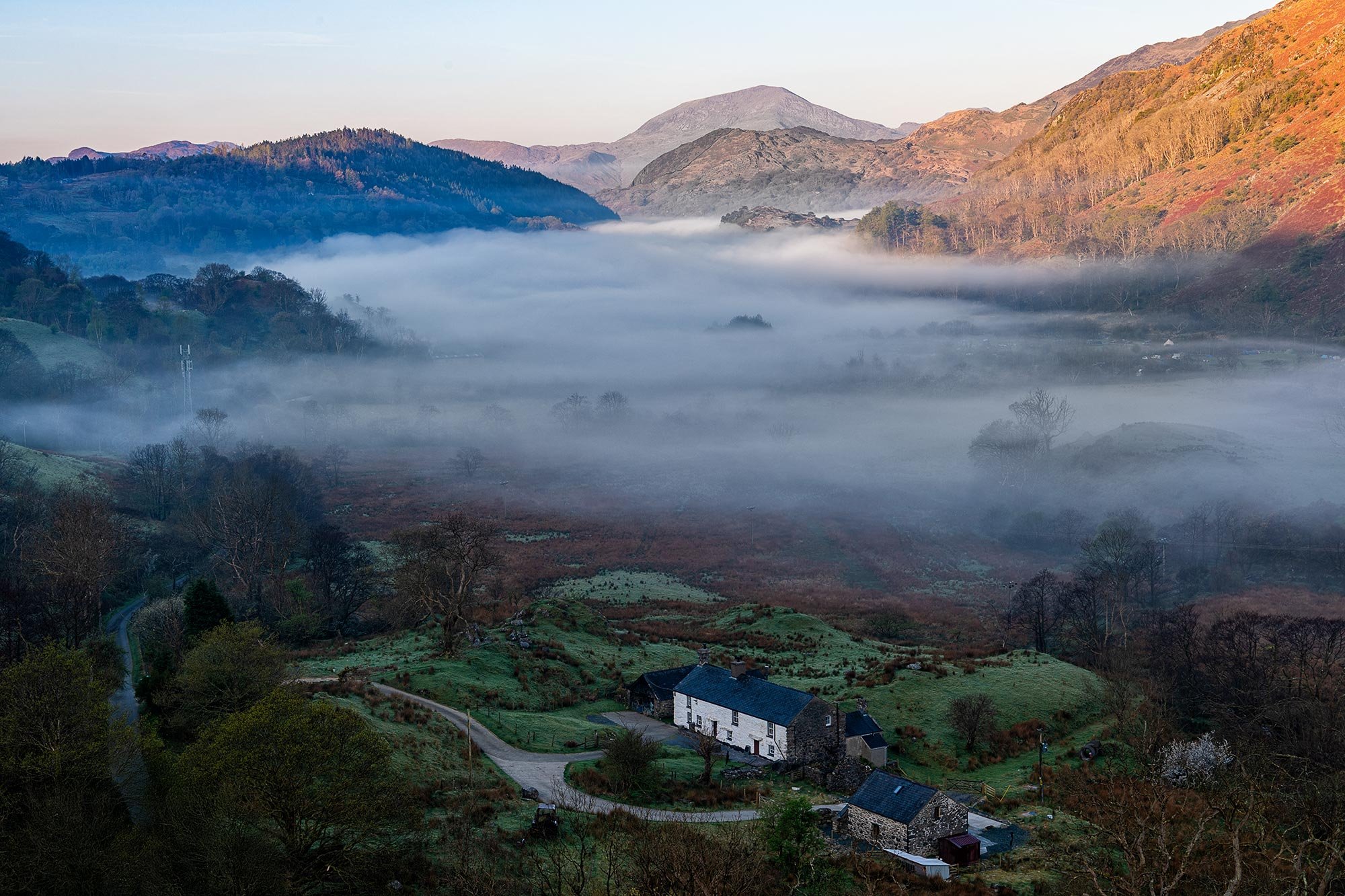 Nant-gwynant-misty-morning.jpg