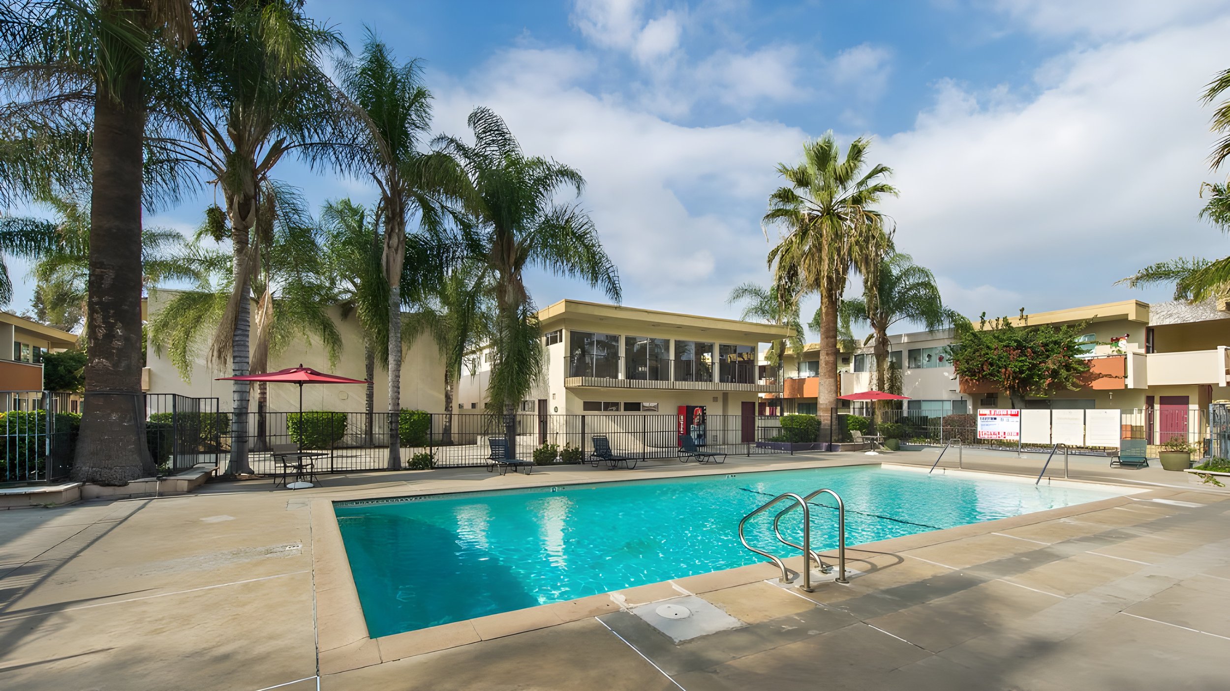 las-palmas-apartment-homes-covina-ca-primary-photo (1) 2.jpg