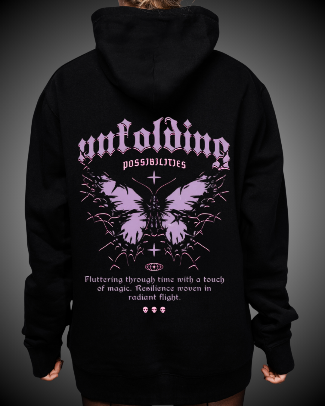 Sudadera Negra-Unisex- Diseño mariposa morada con mas plabras.png