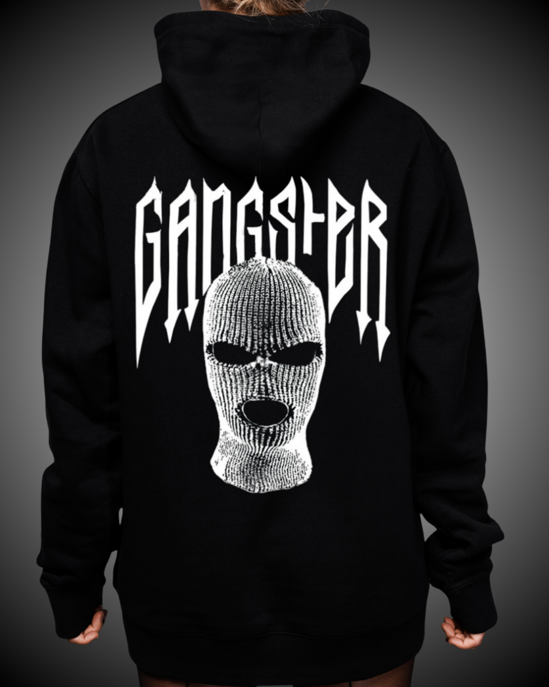 Sudadera Negra-Unisex- Diseño Gansterg con hombre con capucha.png