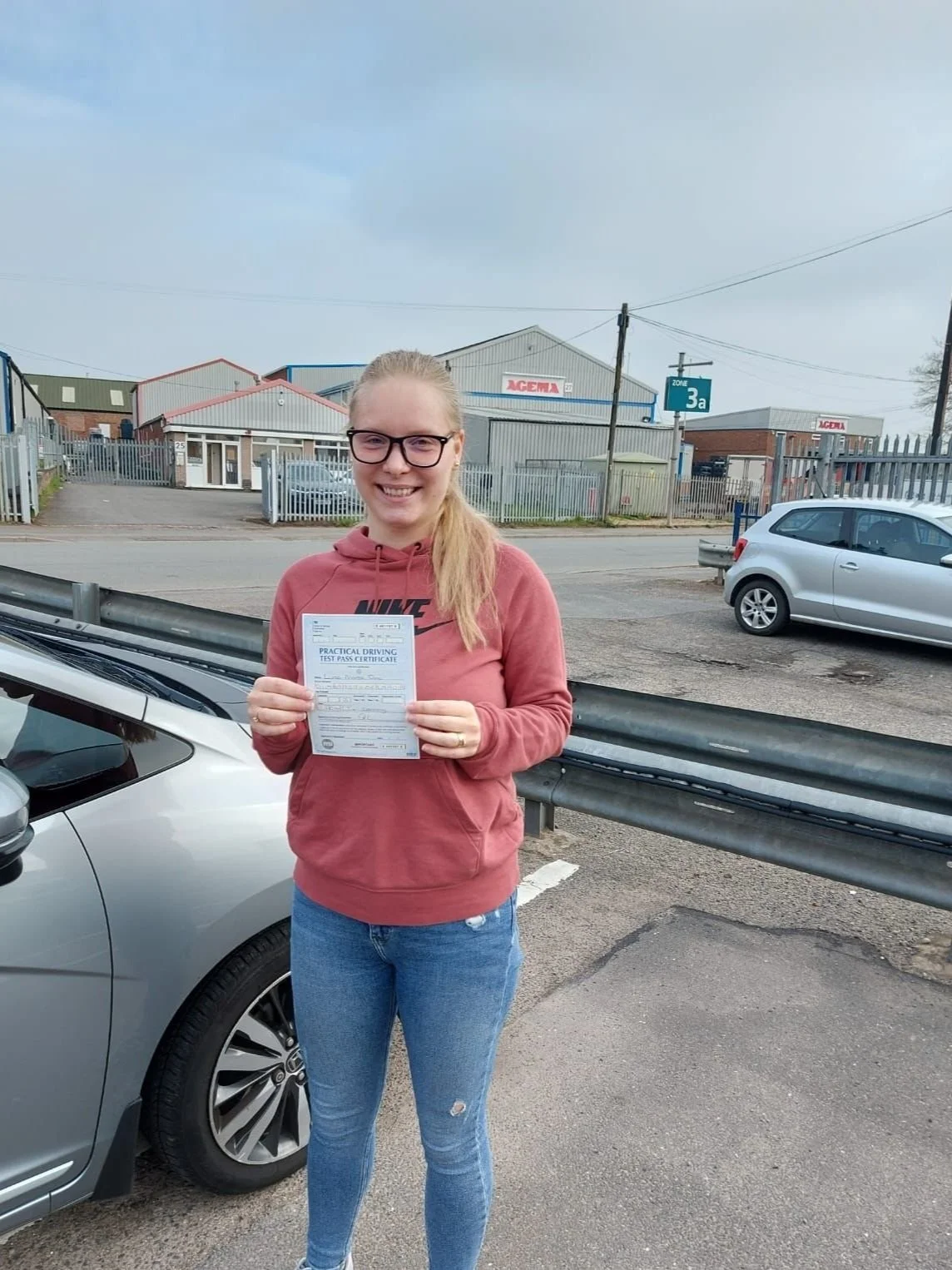 WhatsApp Image 2025-04-10 at 21.24.11_9747b083.jpg