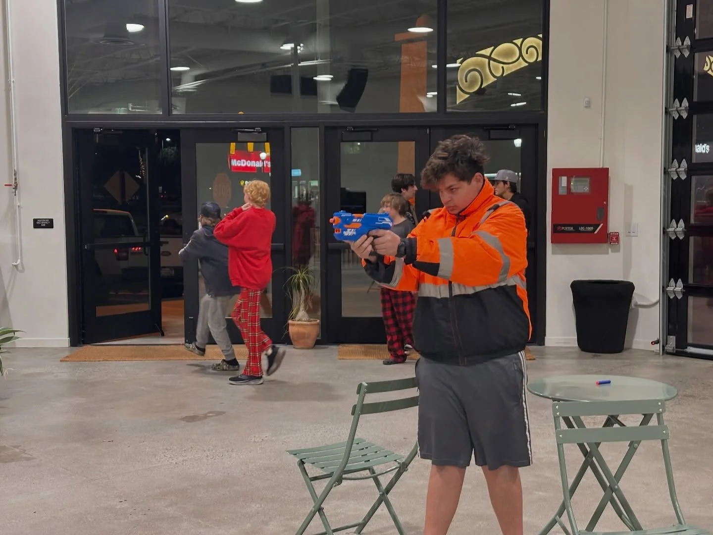 YOUTH NIGHT TONIGHT! Come grab a slice, and get ready for some intense version of musical chairs. Bring a Bible and a friend! See you at 6:30!