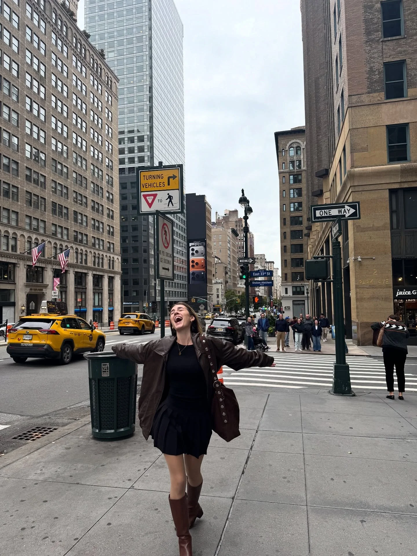 little new york adventure ๐ (keep scrolling for paddington in nyc content)