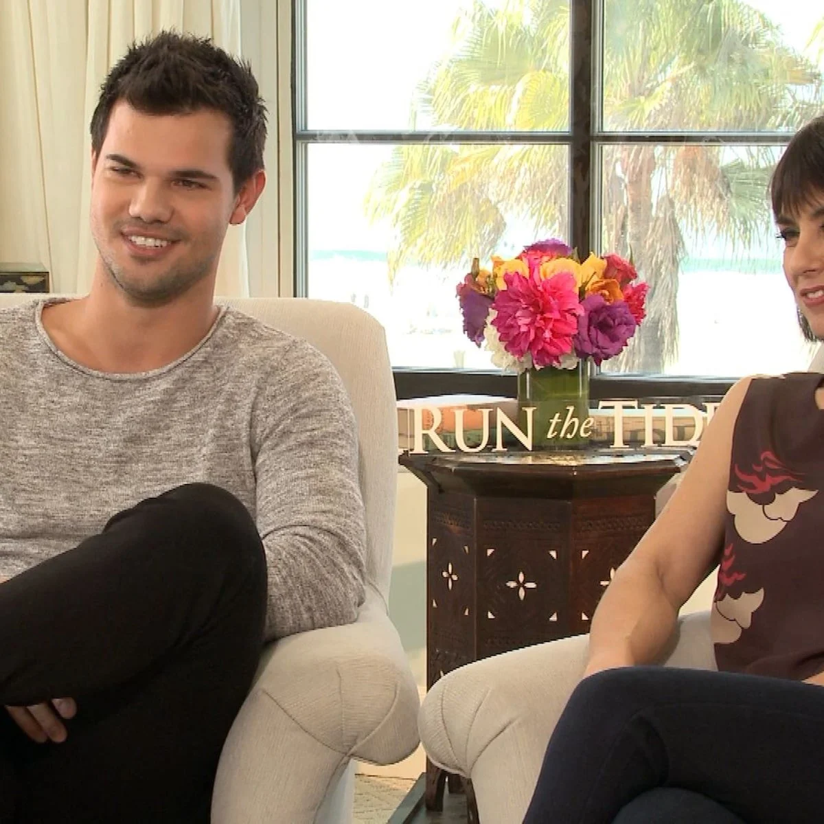 ExtraTV features Run The Tide