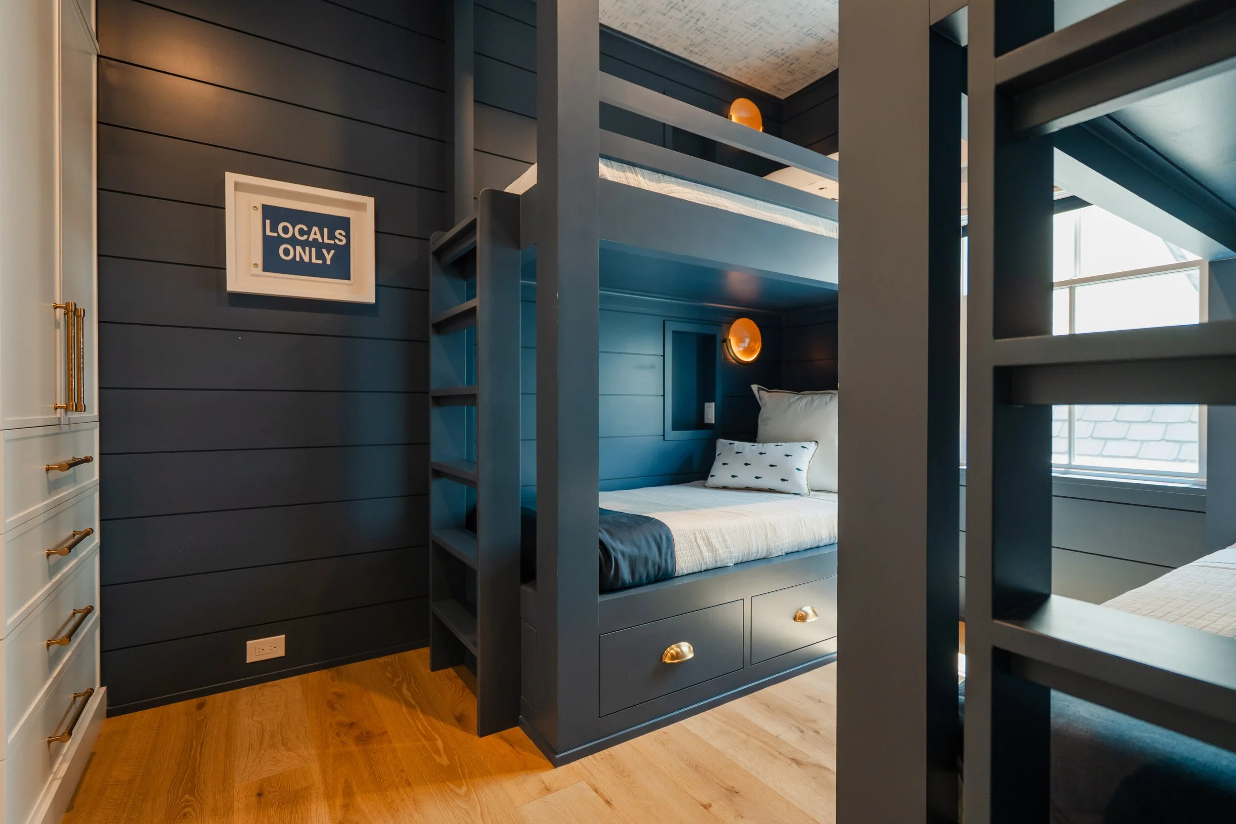 4405 Main-23.jpg