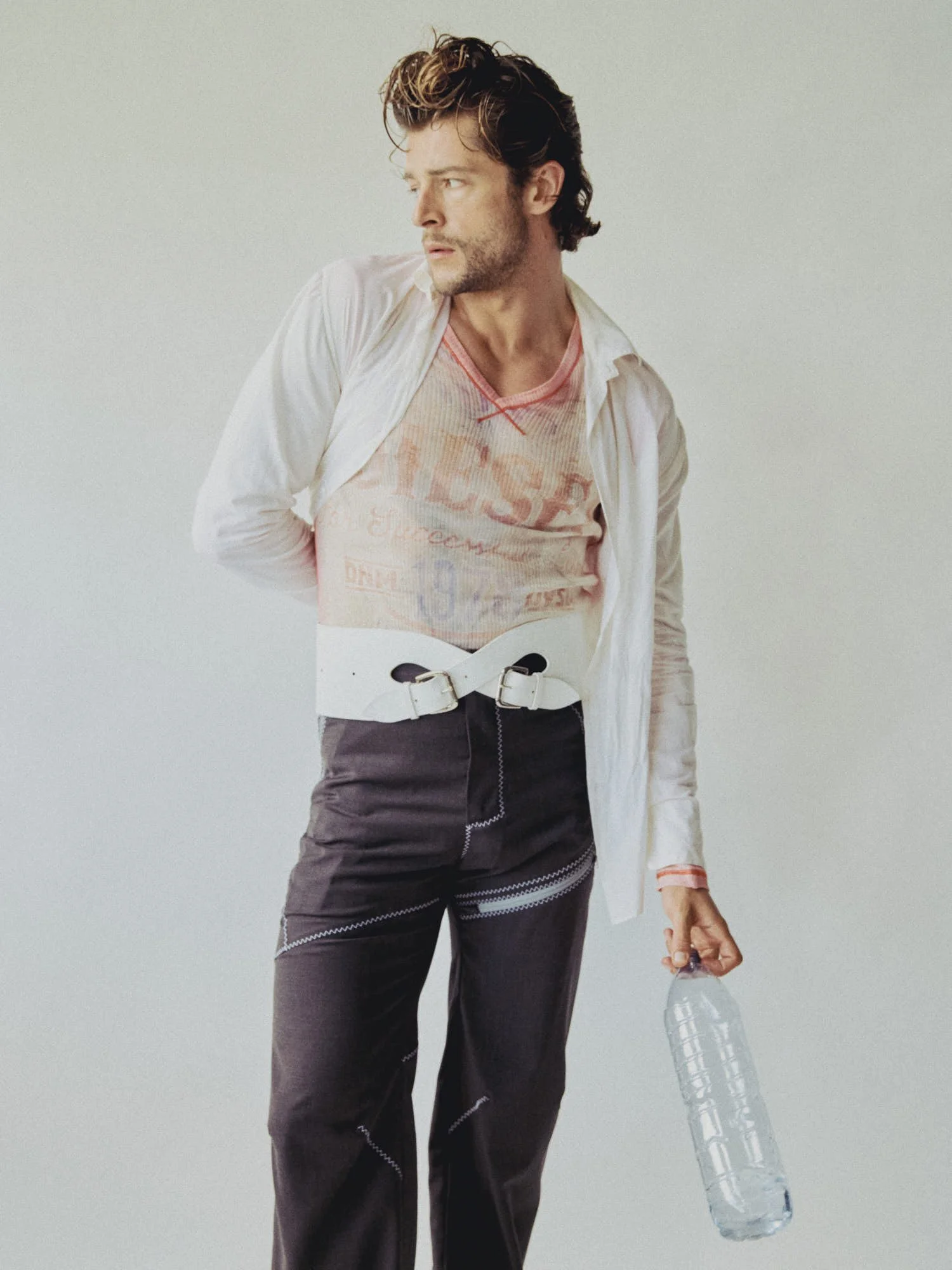 THE GREATEST MAGAZINE 

SAM SALTER SHOT BY OLLIE RADFORD