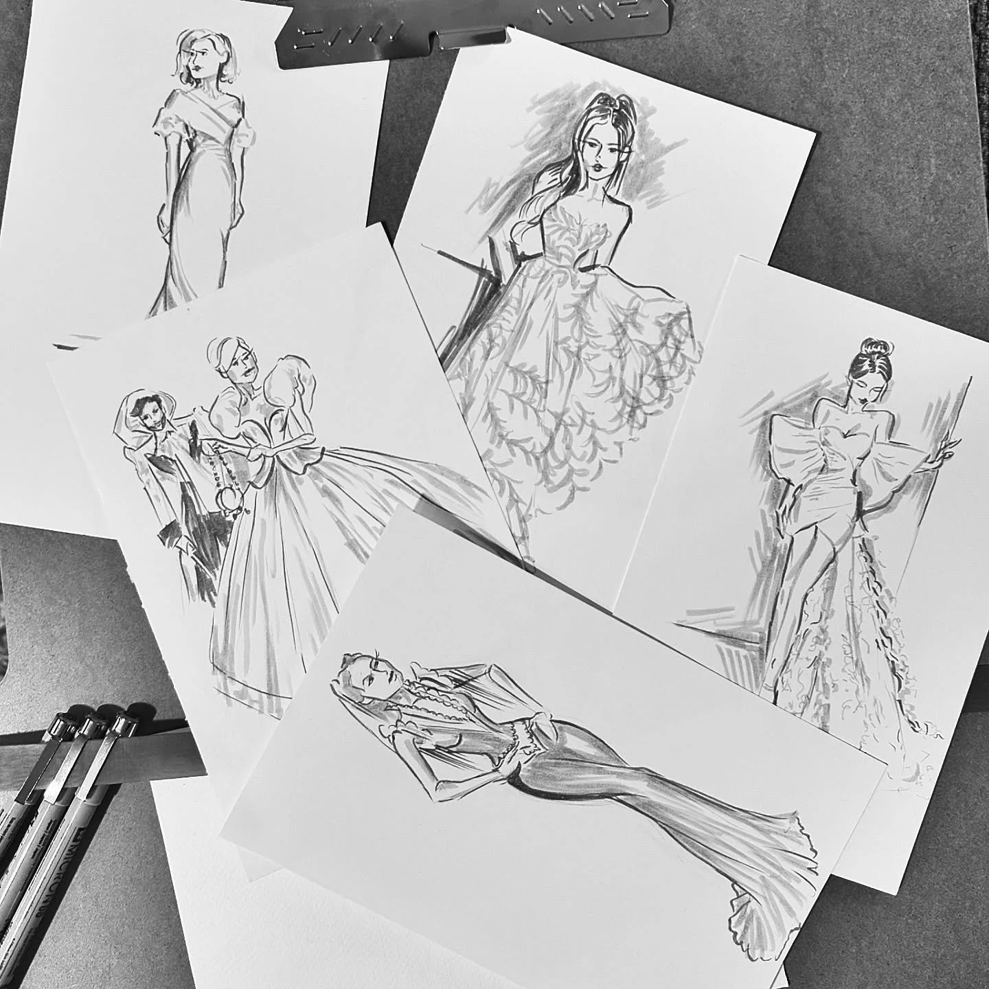 Workshopping some different styles for fashion sketches&hellip; a new service I&rsquo;m offering for weddings and other special events. 🤟

When you go to an event what do you usually wear? If I were to draw you, what would you be sporting? 💃🏽👗👔