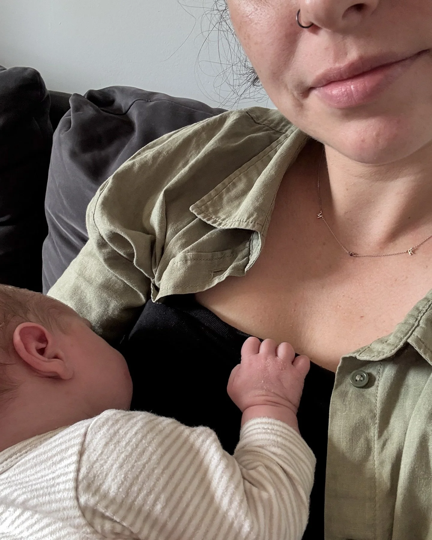 Our little Riley arrived earthside just over a week ago ❤️ 
16 days &ldquo;overdue&rdquo; and weighing 3.9kg. 
My heart feels like it is going to burst. I feel so grateful for the people I have around me and especially for my love @charlieguylee who 