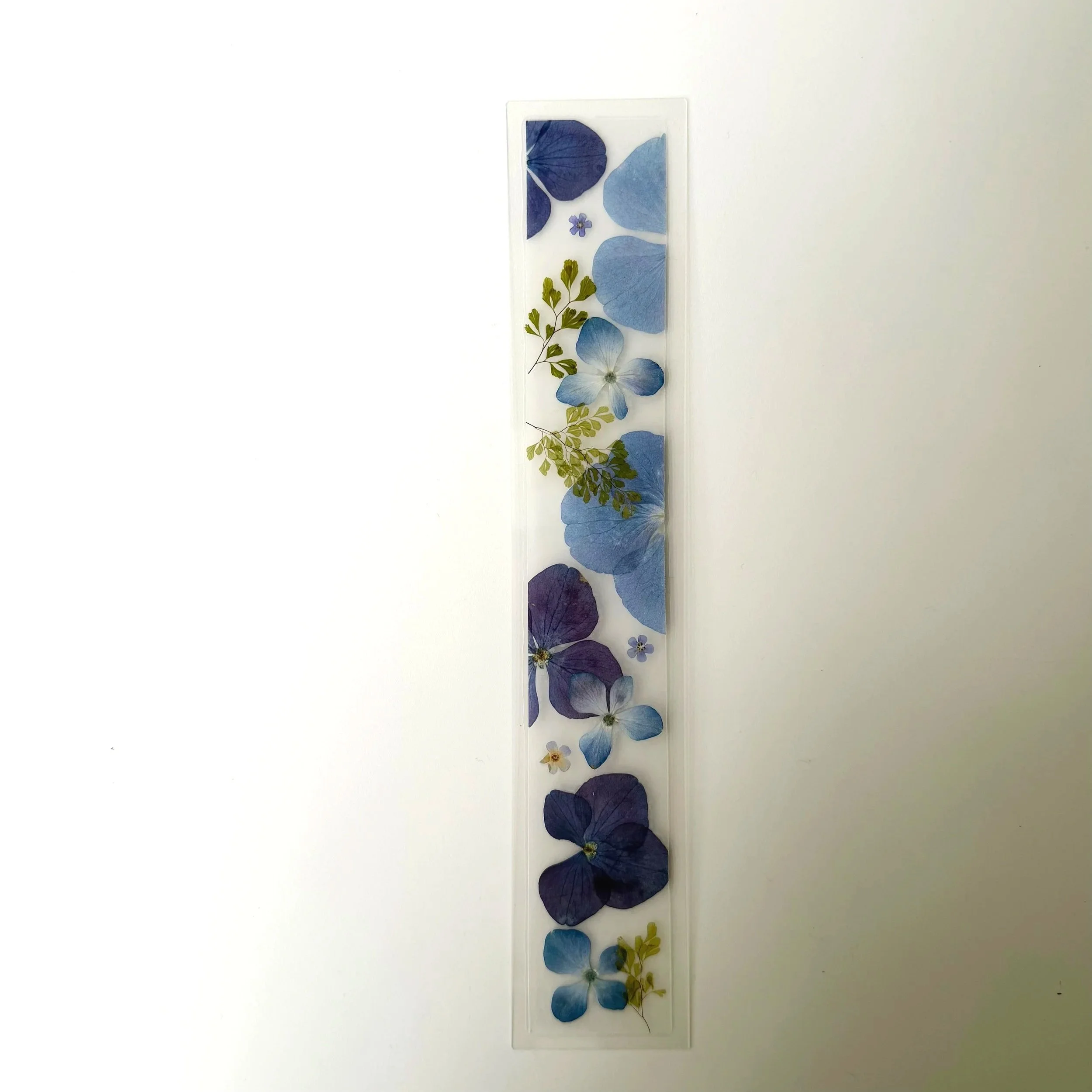 pressed-flower-bookmark-laminate.jpg